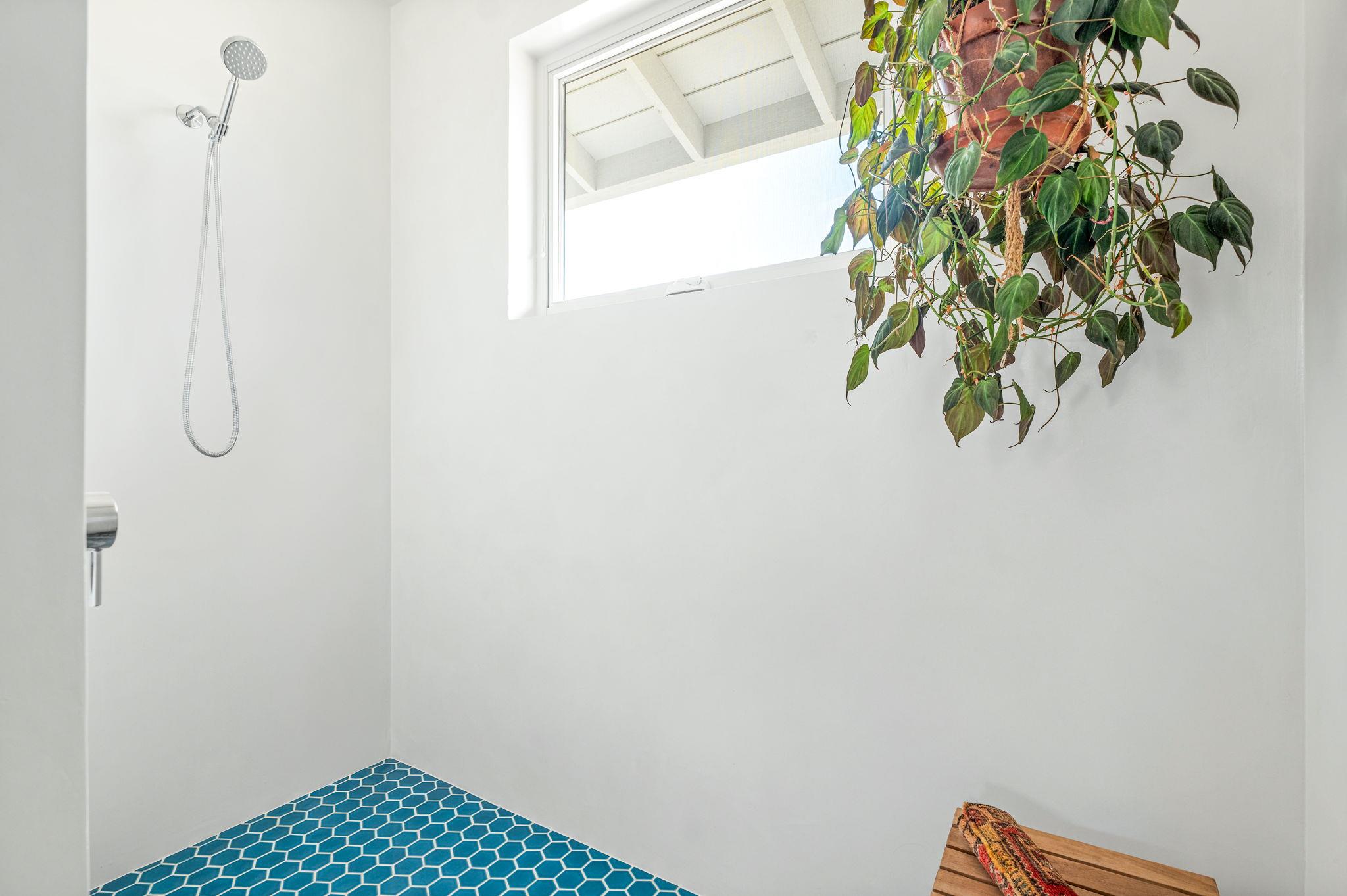 1808 Axis Cir, Fredericksburg, TX 78624