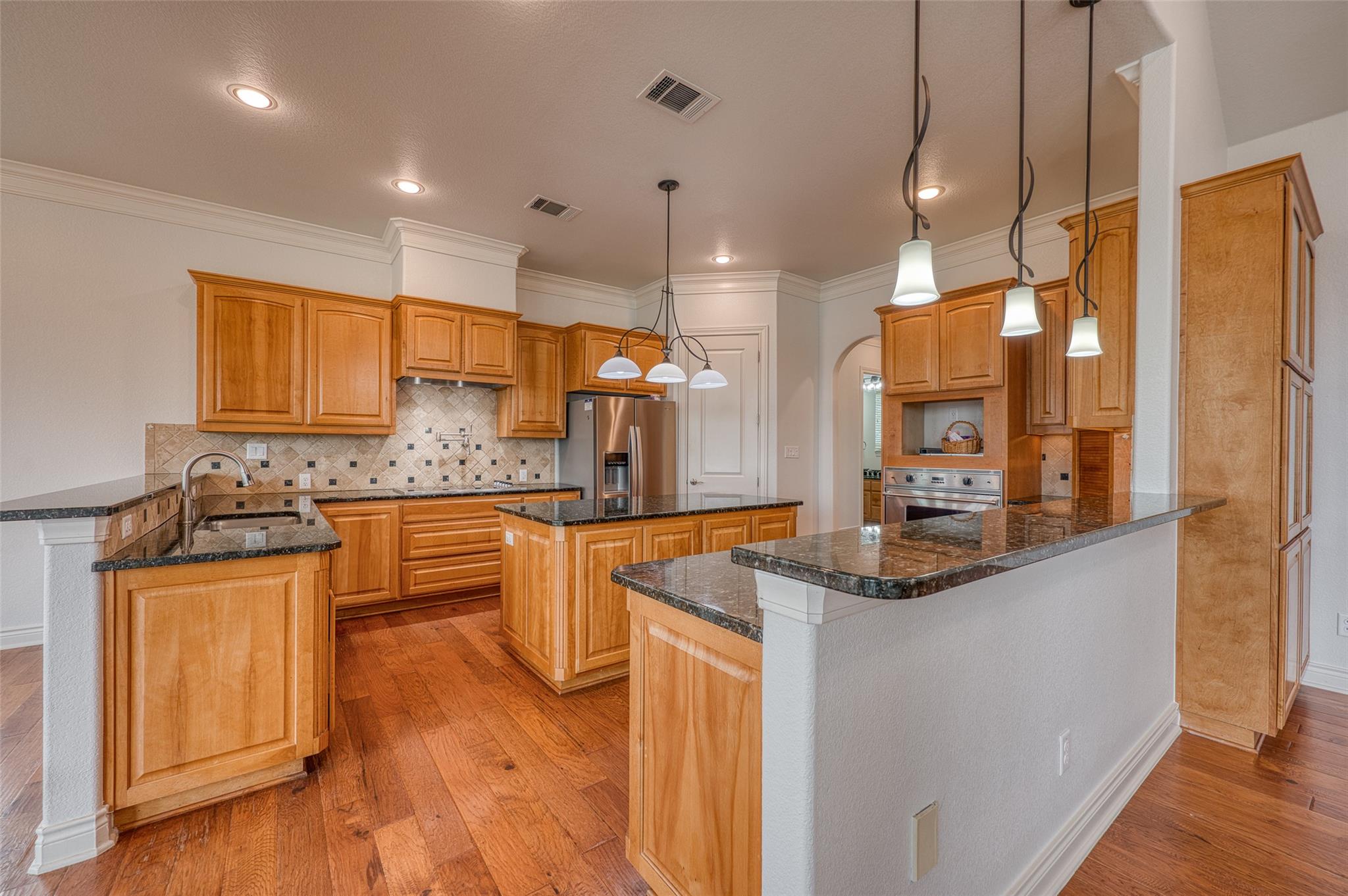 103 Sandy Mountain Dr, Sunrise Beach, TX 78643