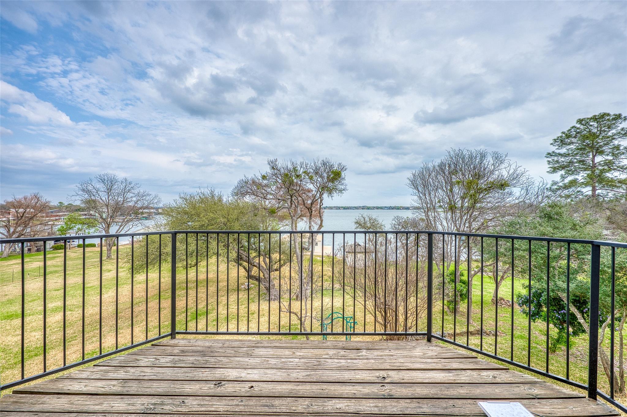 103 Sandy Mountain Dr, Sunrise Beach, TX 78643