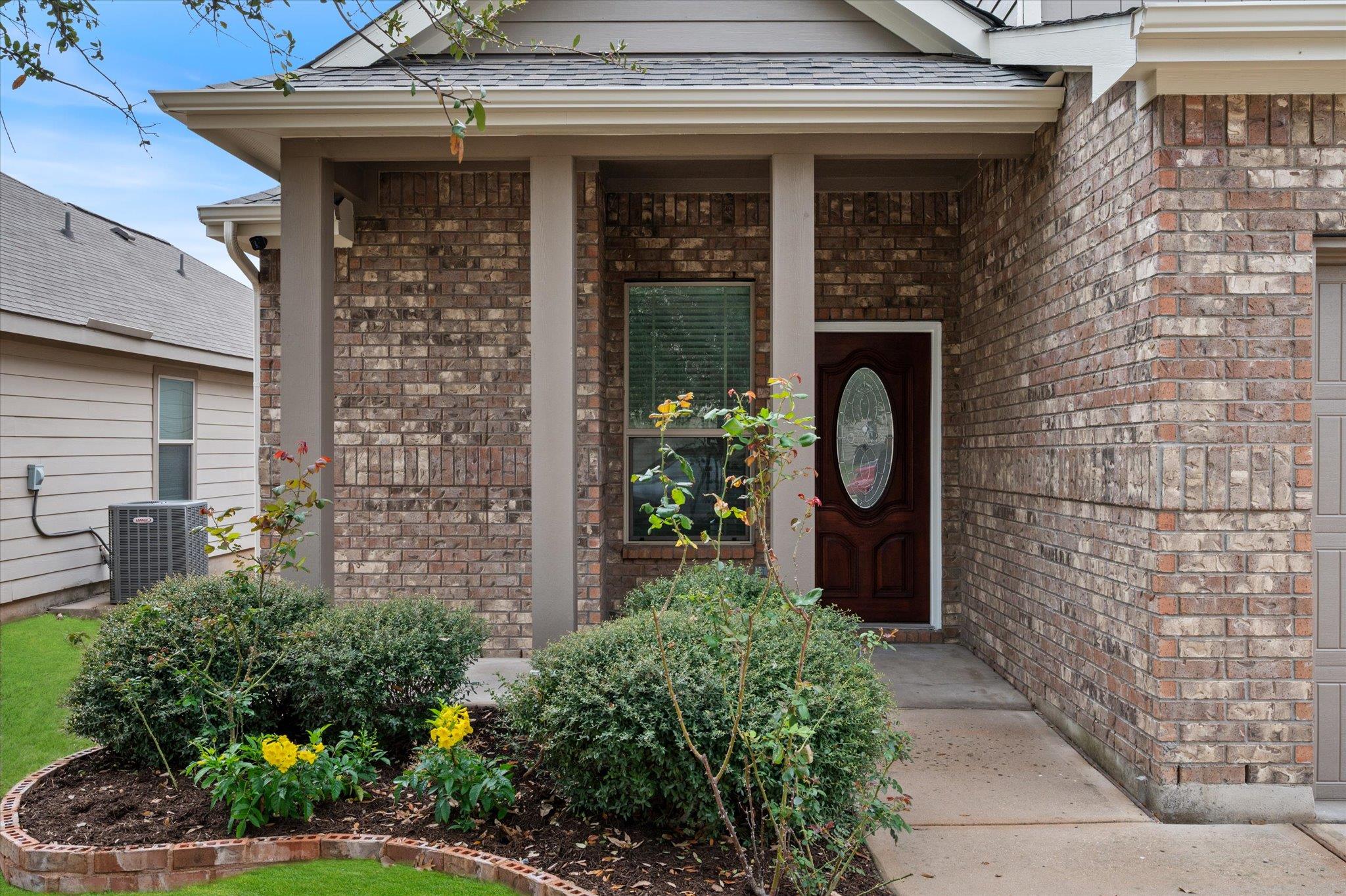 125 Eagle Owl Loop, Leander, TX 78641