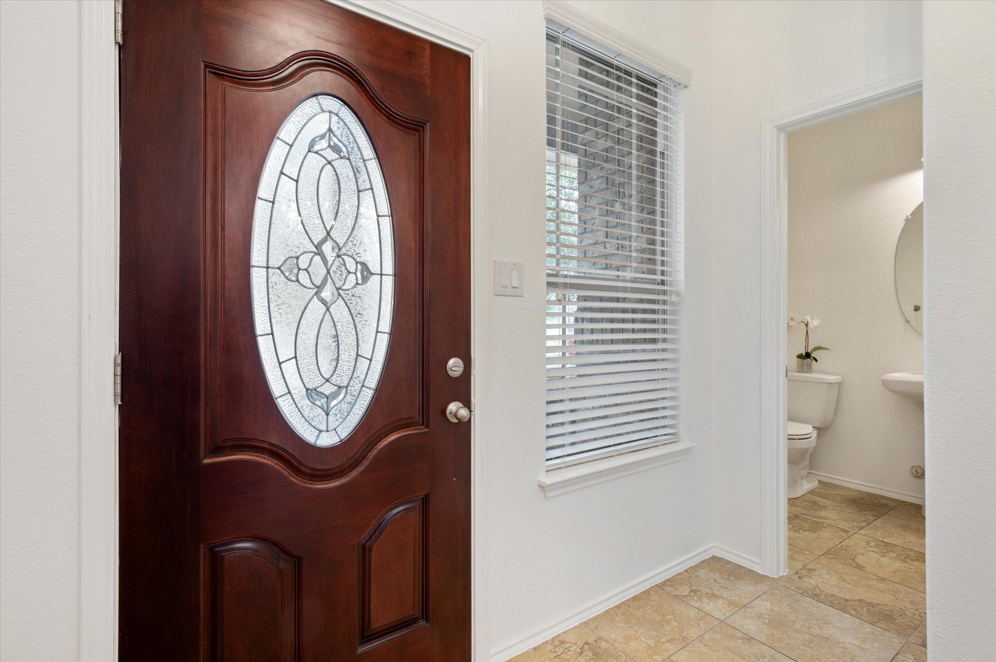 125 Eagle Owl Loop, Leander, TX 78641