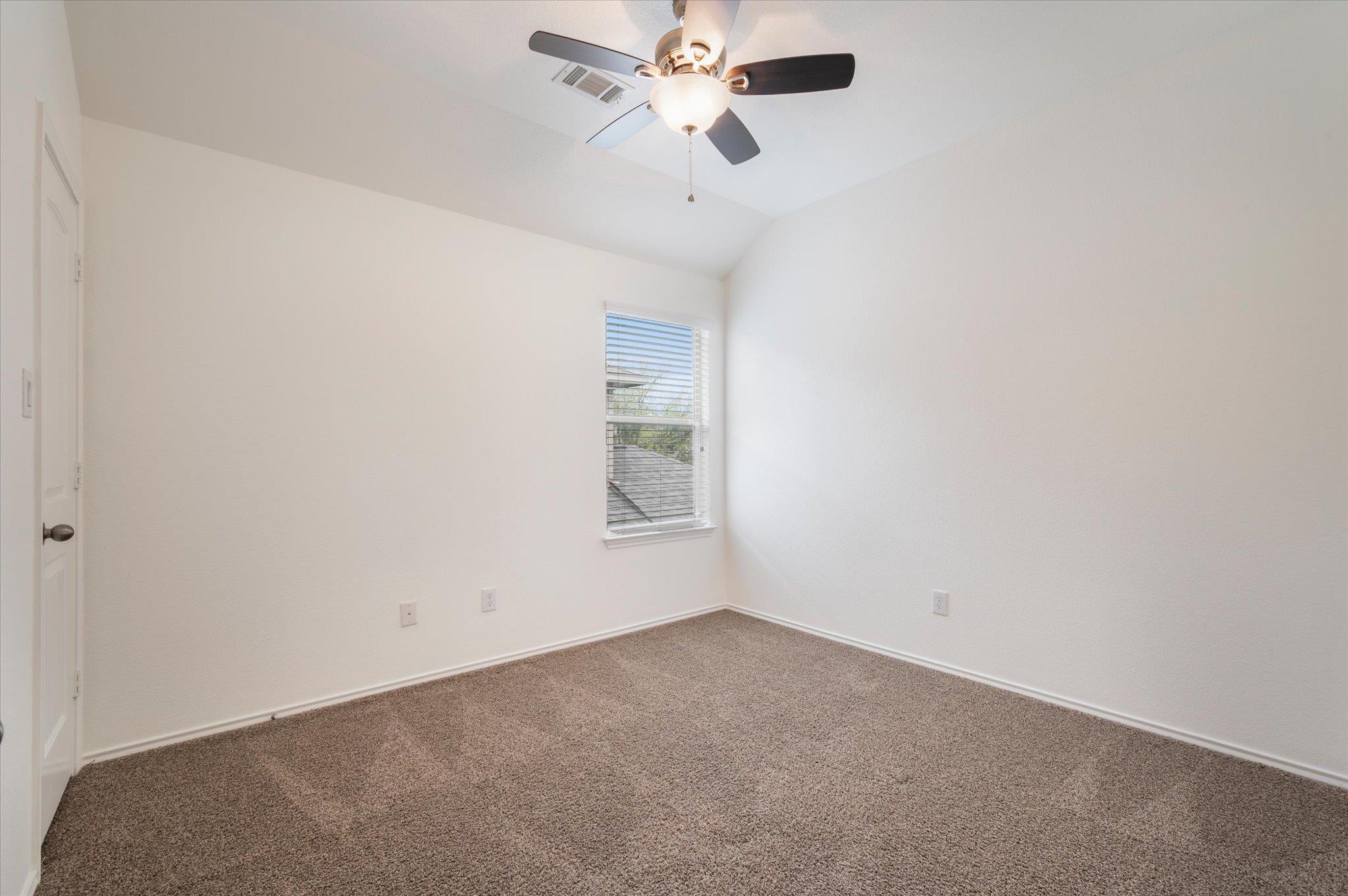 125 Eagle Owl Loop, Leander, TX 78641