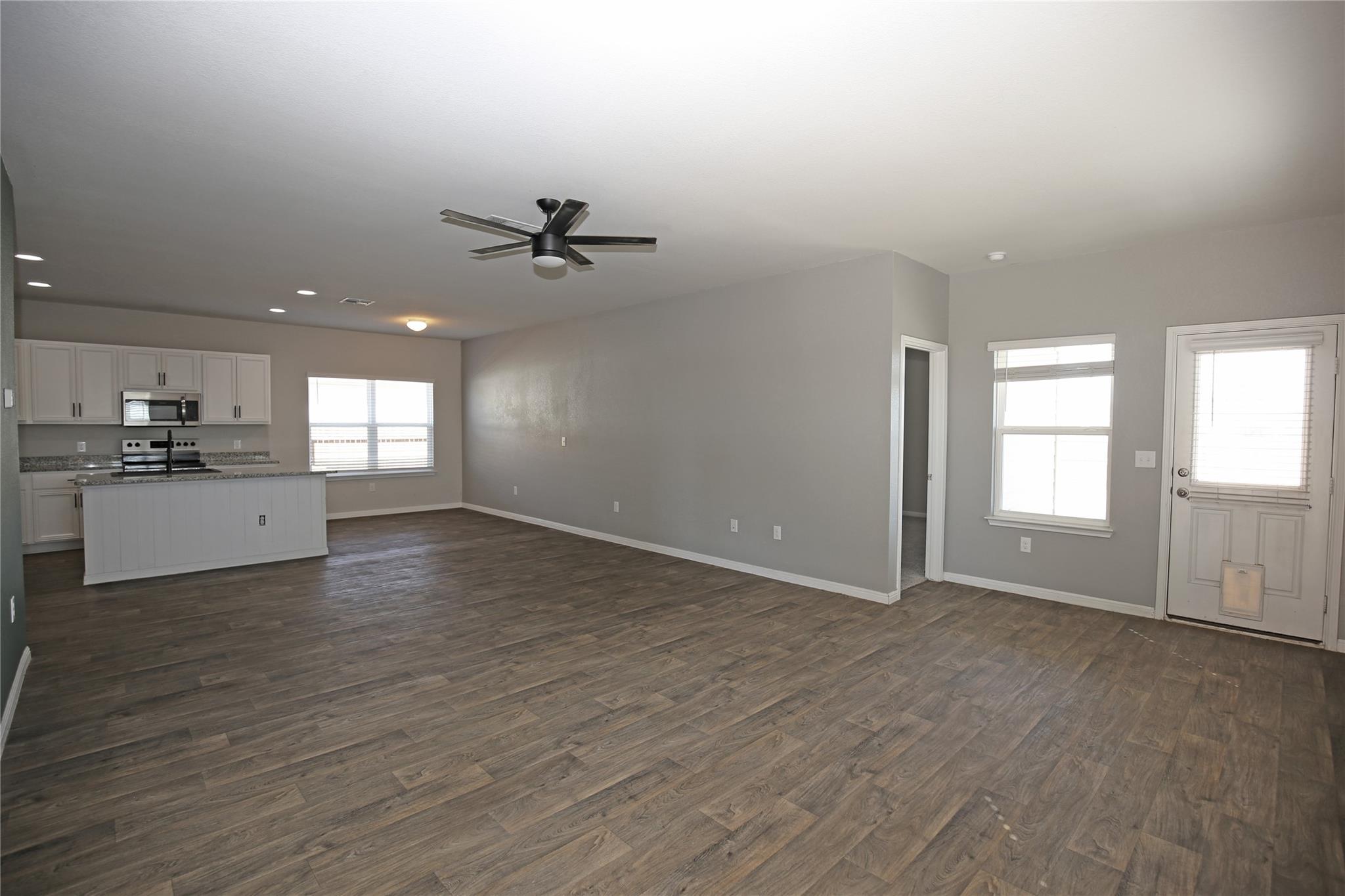 325 Old Glory Trl, Liberty Hill, TX 78642