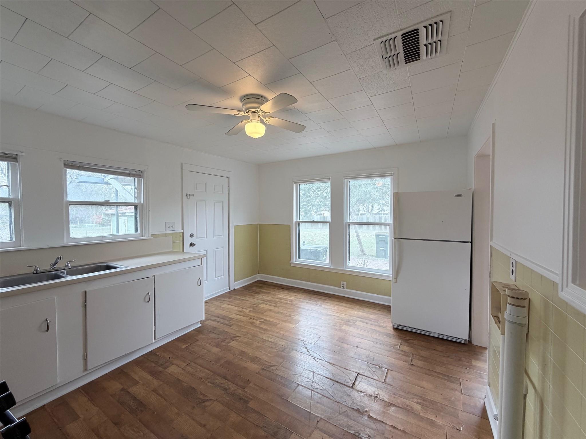 1604 Main St, Bastrop, TX 78602