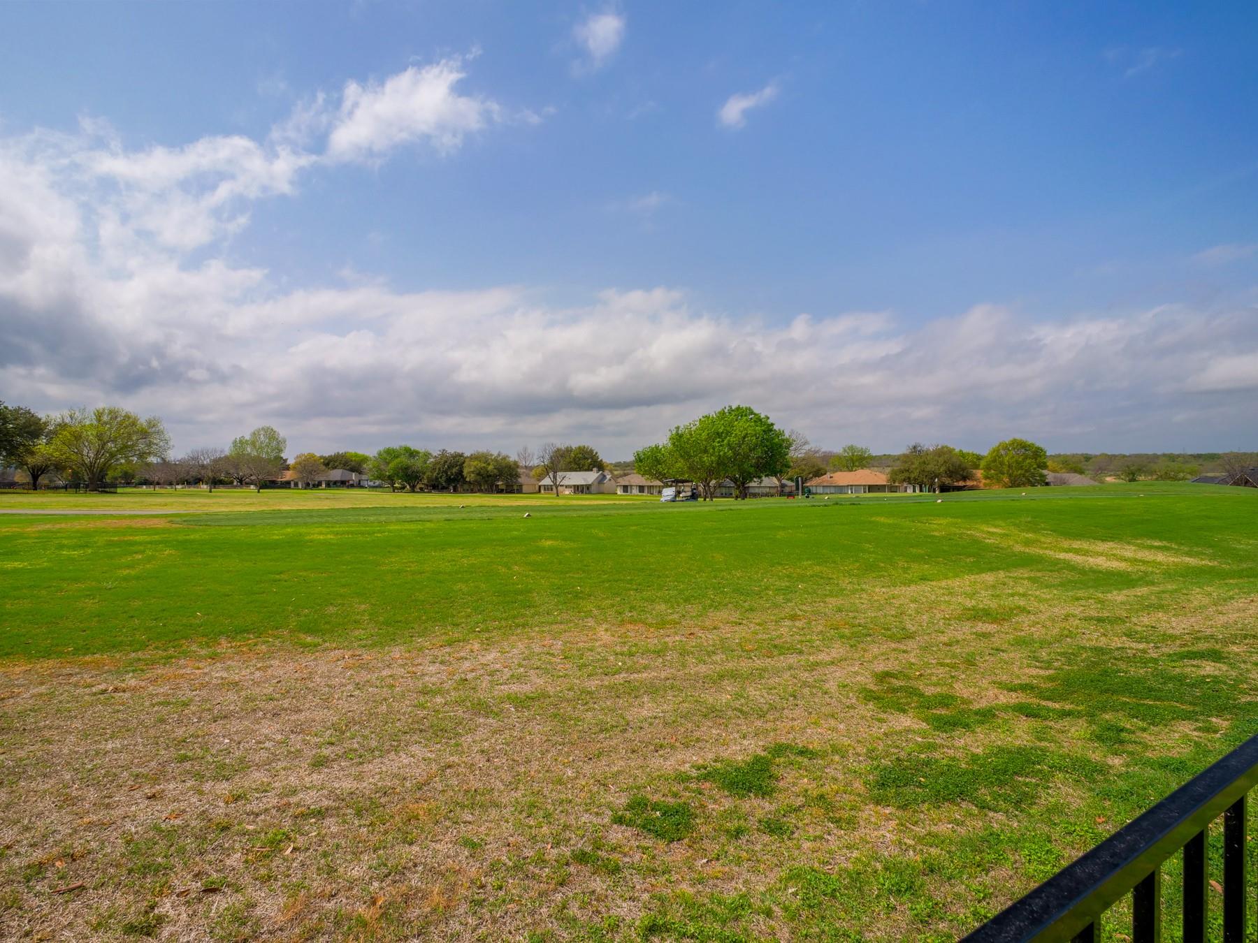 415 Saint Andrews St, Meadowlakes, TX 78654