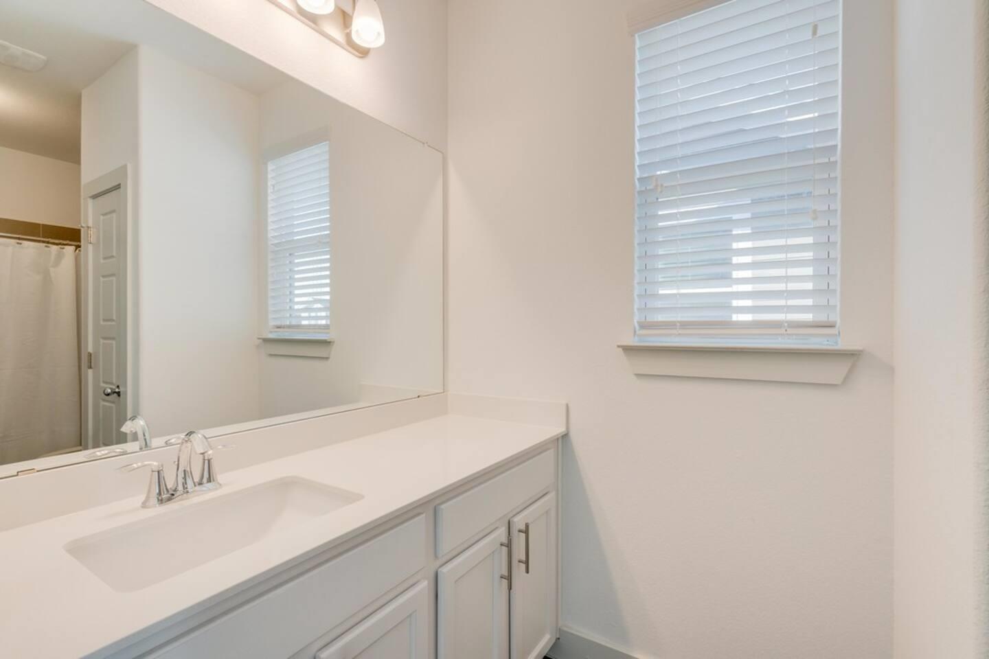 7100 Kane St, Austin, TX 78741