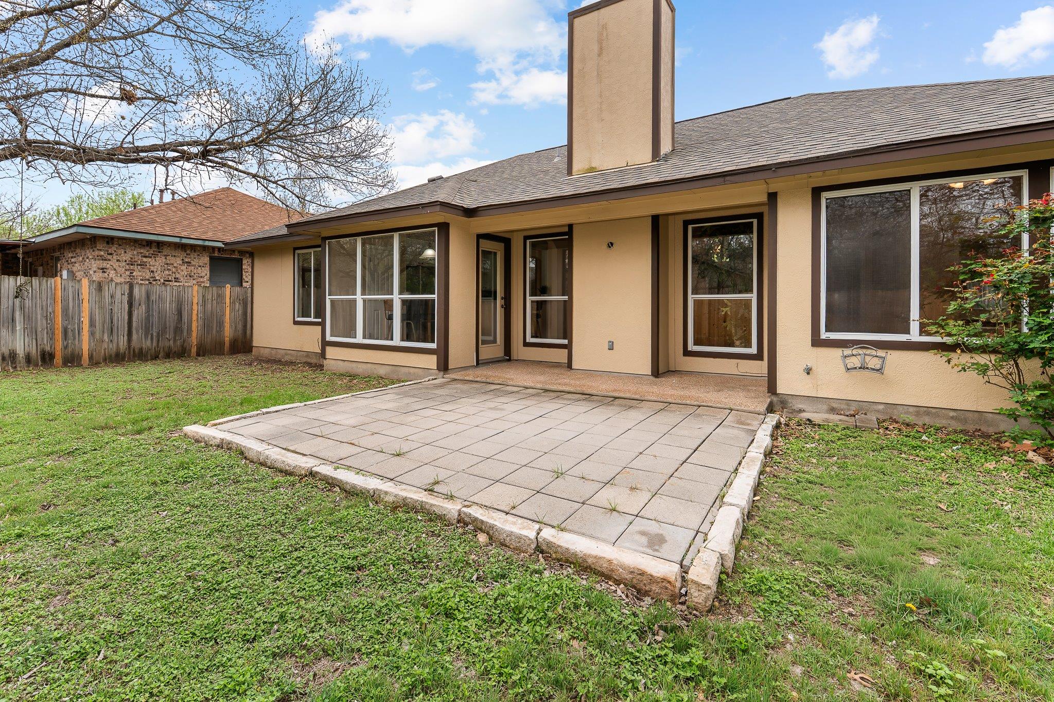 500 Maple Run Dr, Round Rock, TX 78664