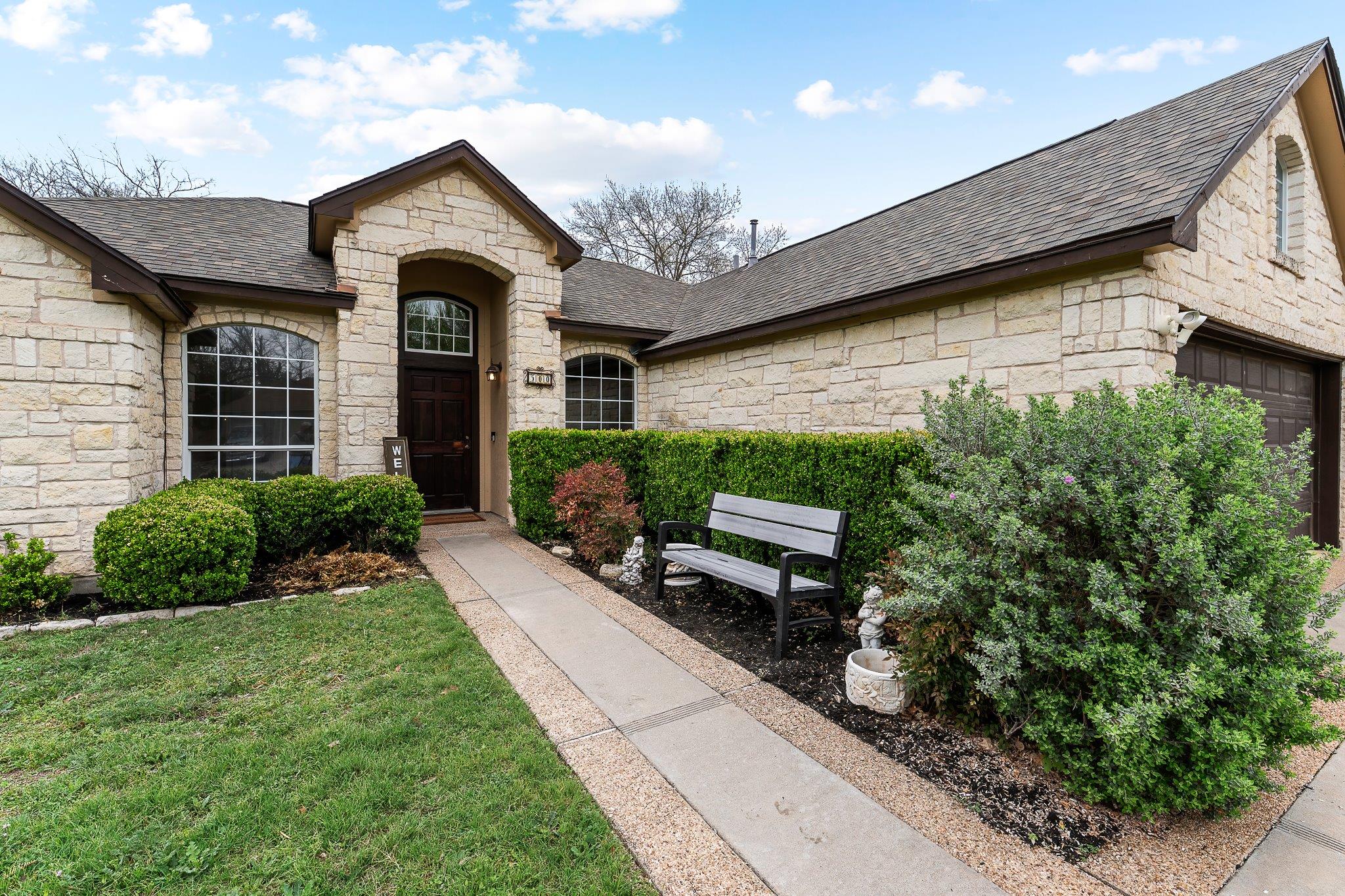 500 Maple Run Dr, Round Rock, TX 78664