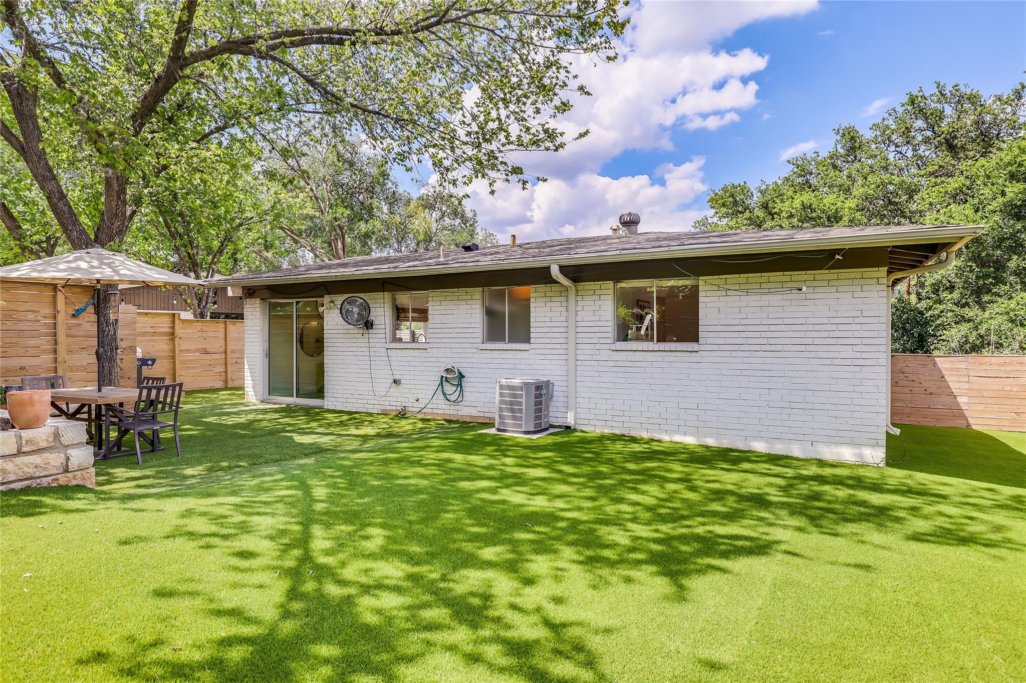 1120 Gillespie Pl # 2, Austin, TX 78704