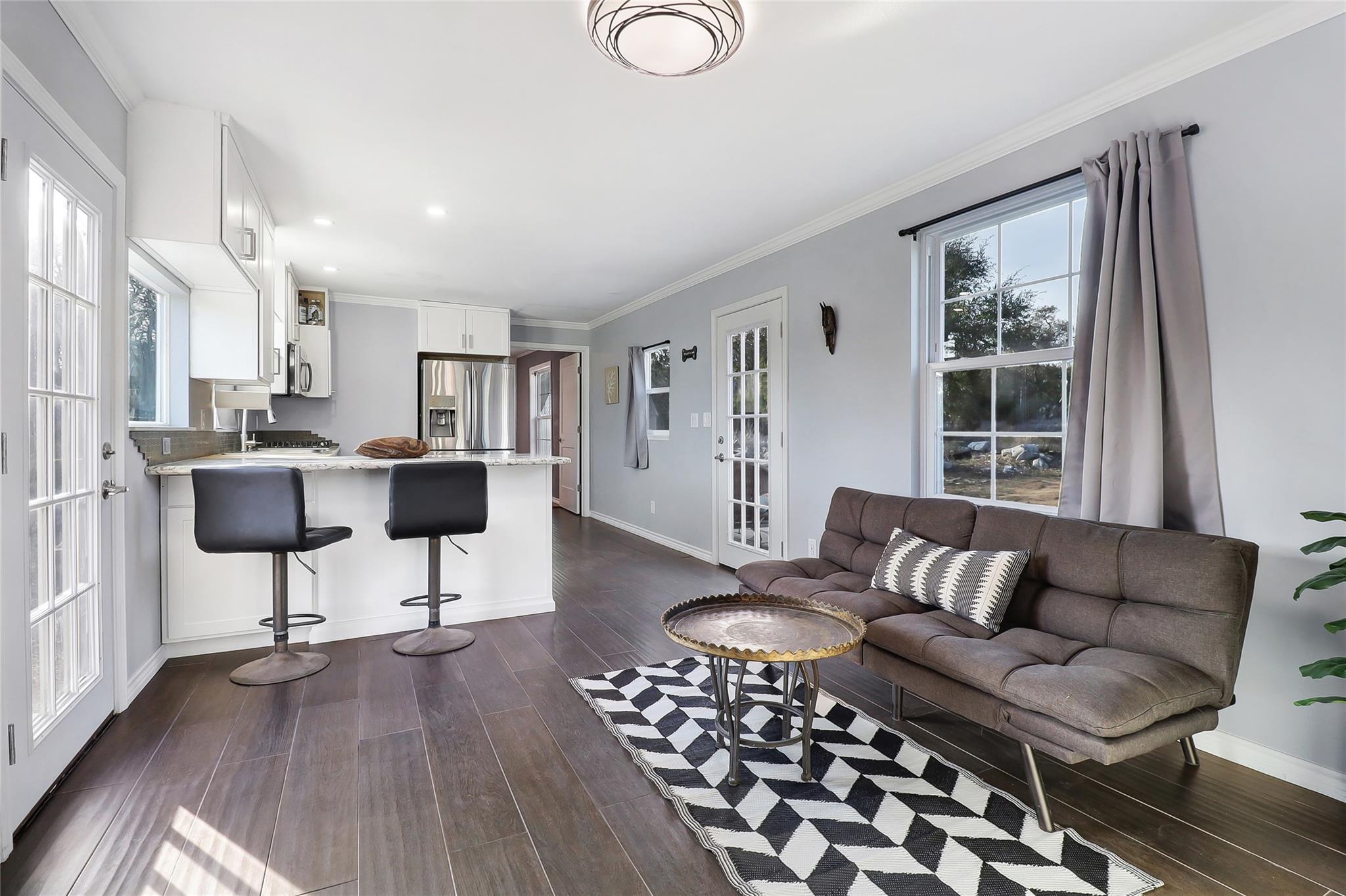 901 Thurman Rd, San Marcos, TX 78666