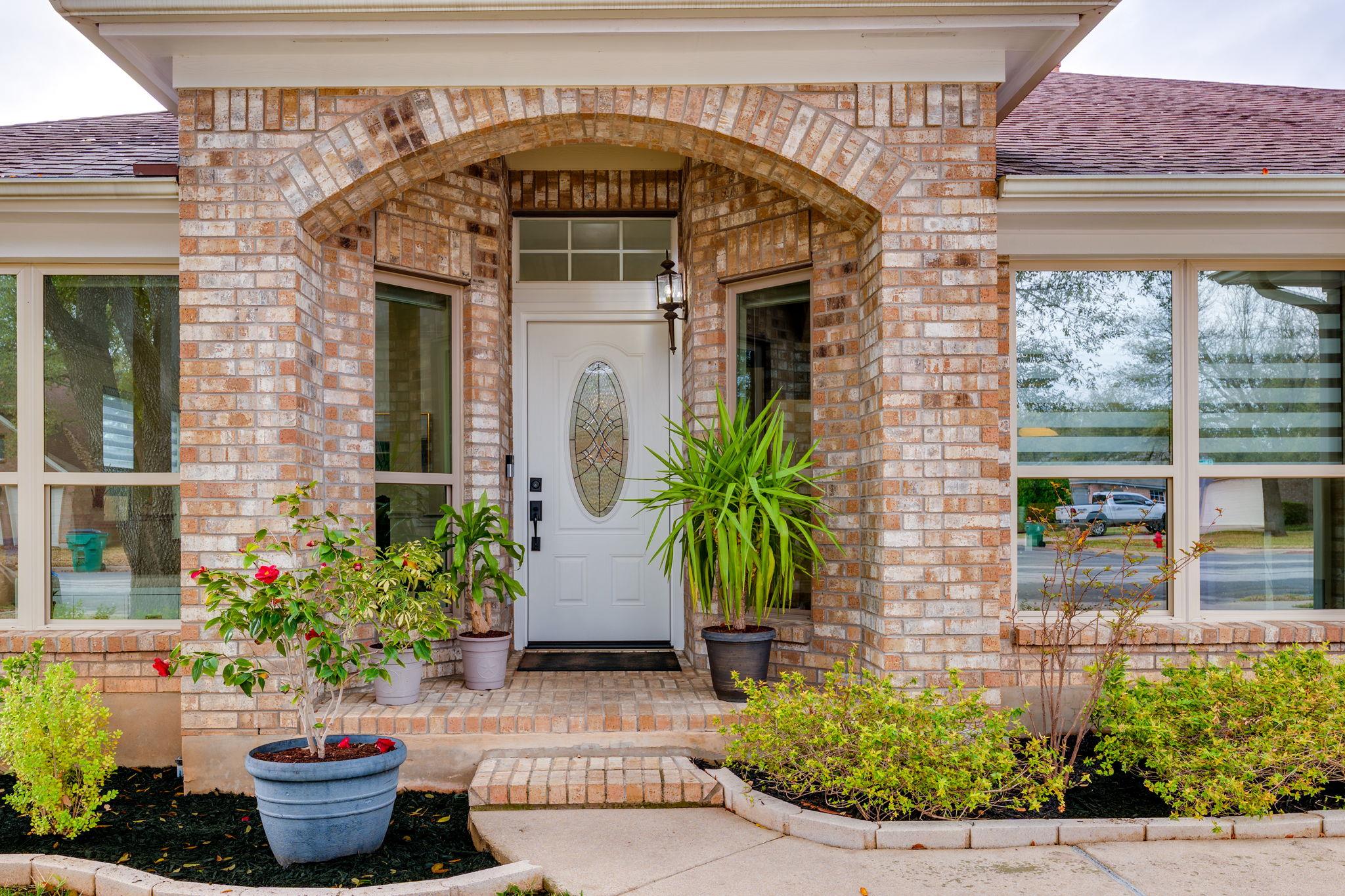 1505 Drop Tine Dr, Cedar Park, TX 78613