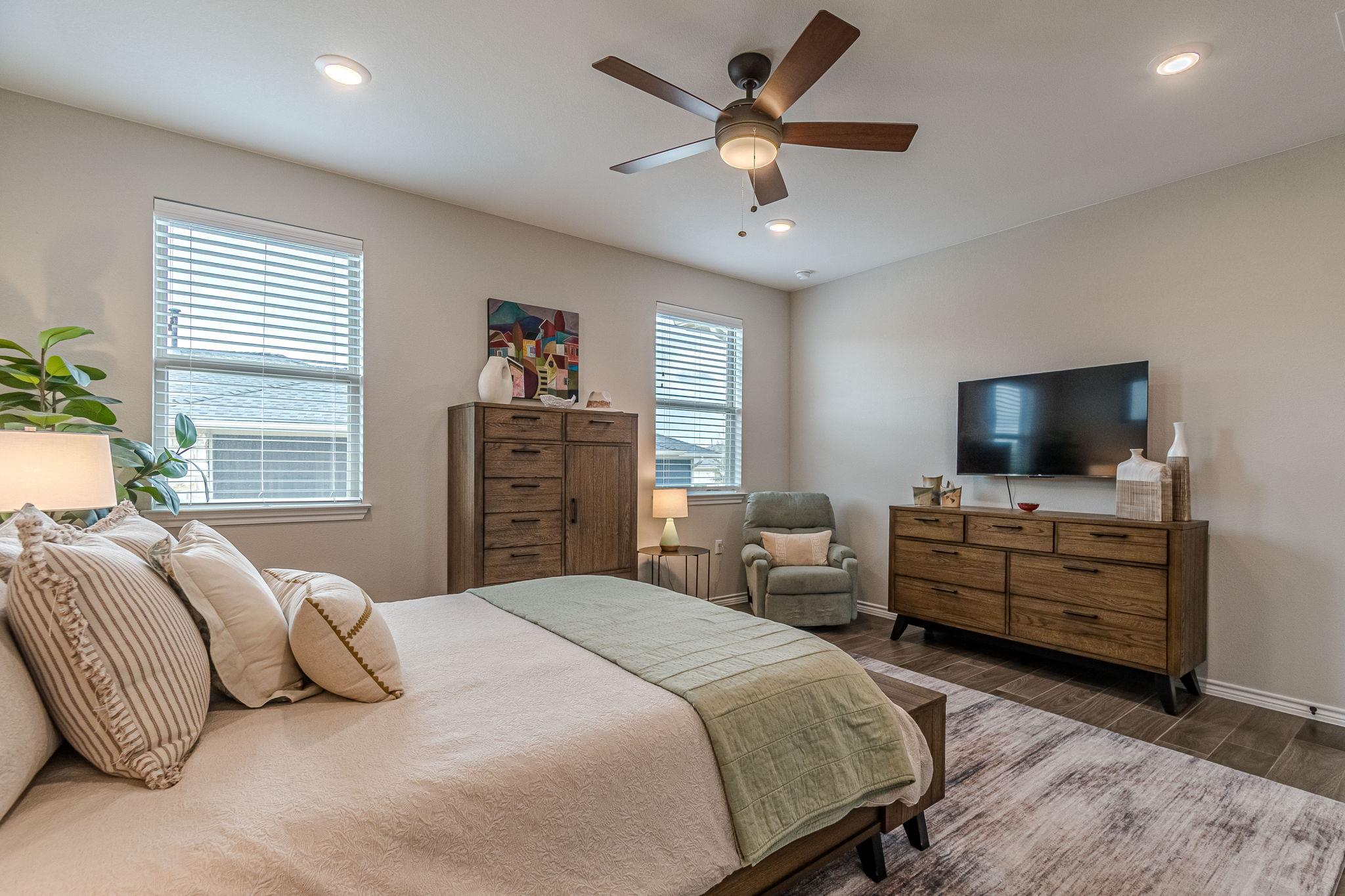 105 Pelican Ln, San Marcos, TX 78666