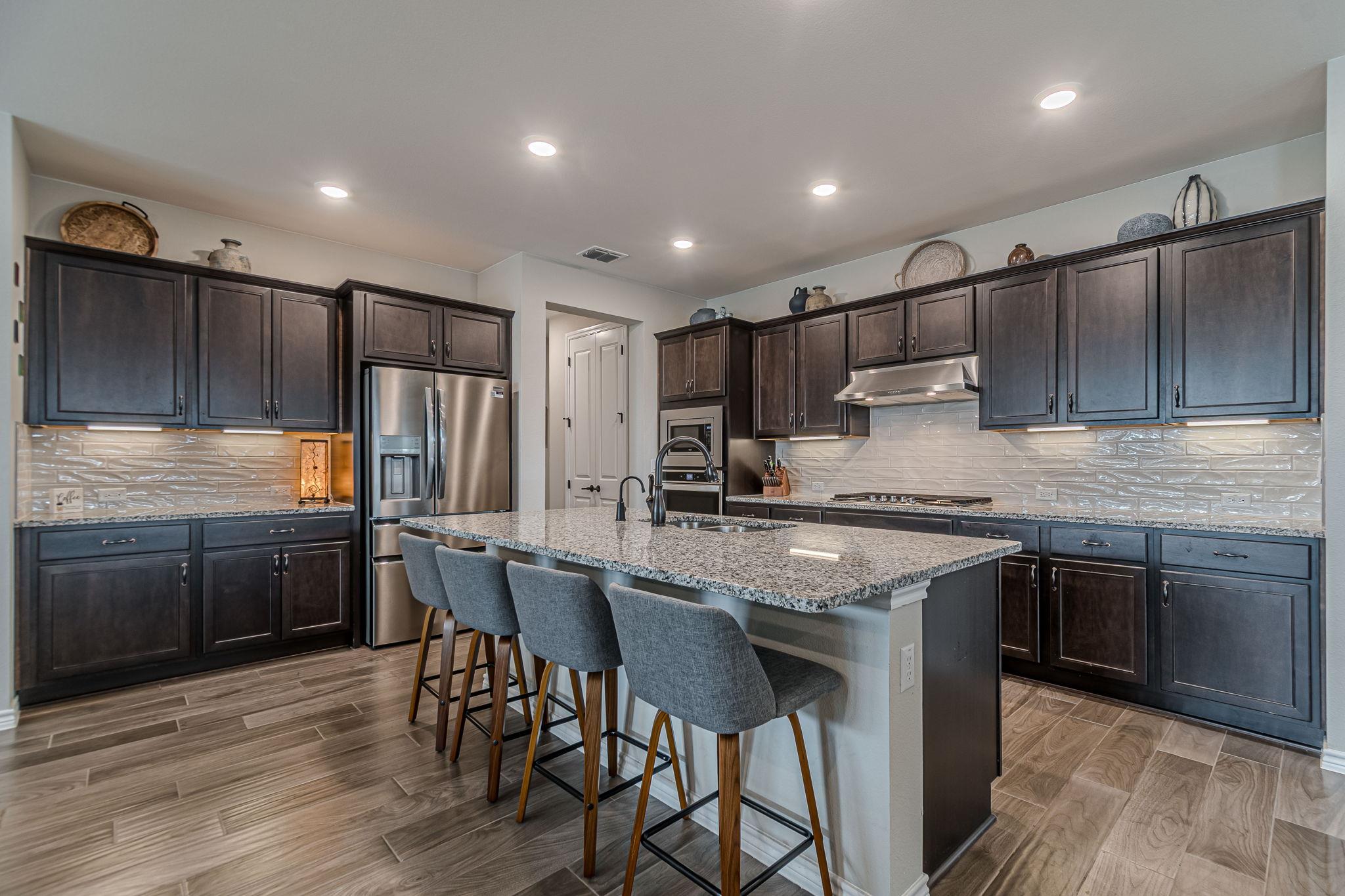 105 Pelican Ln, San Marcos, TX 78666