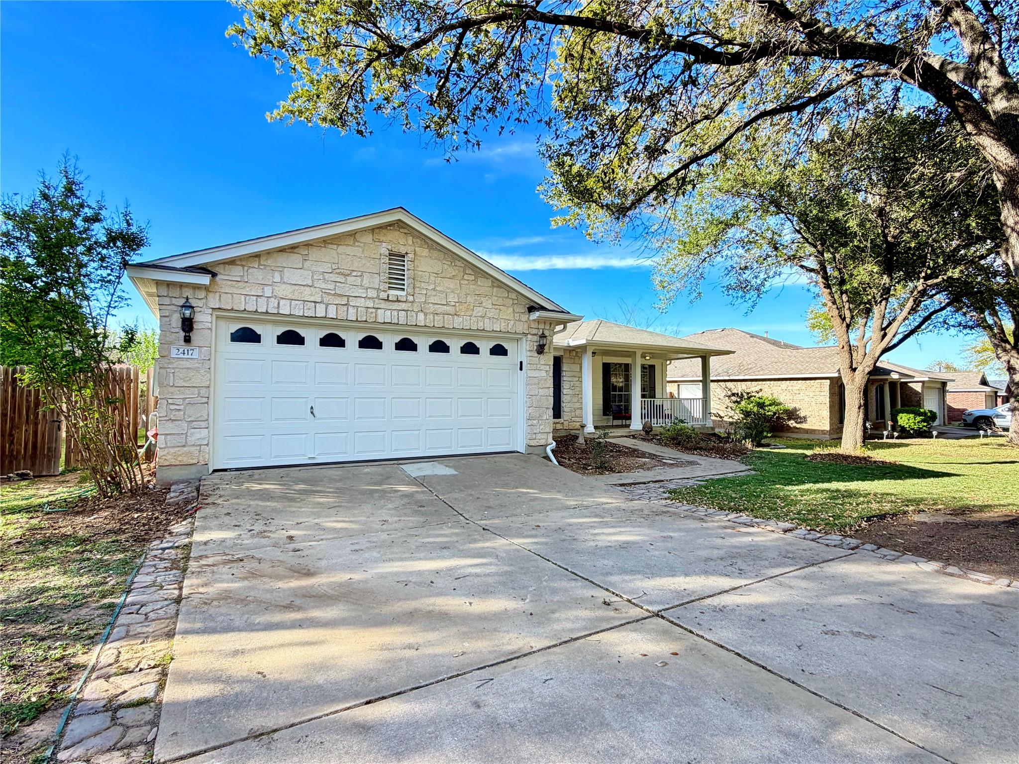 2417 Hallie Ln, Round Rock, TX 78664