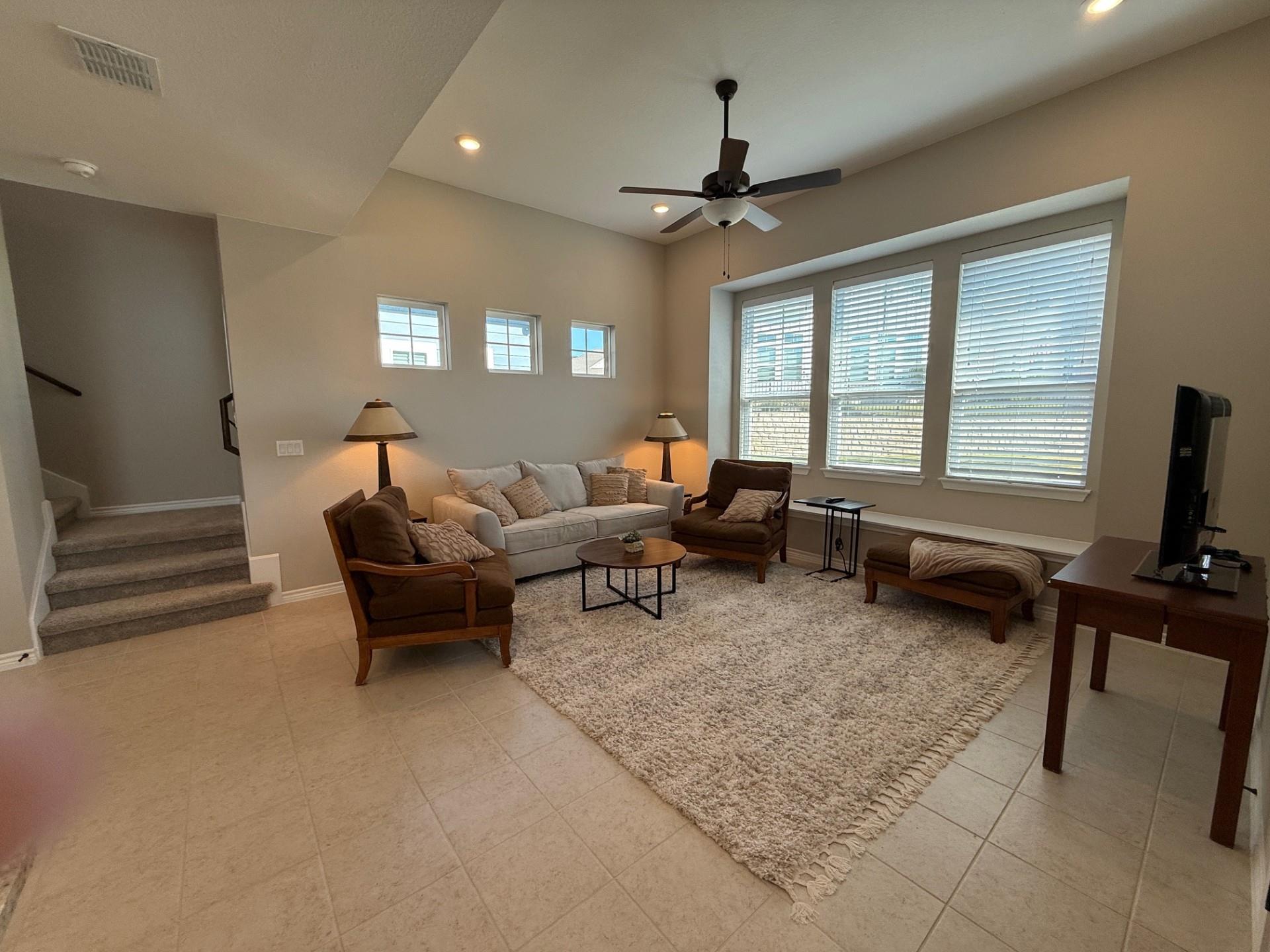 108 Harborside Dr # 101, San Marcos, TX 78666