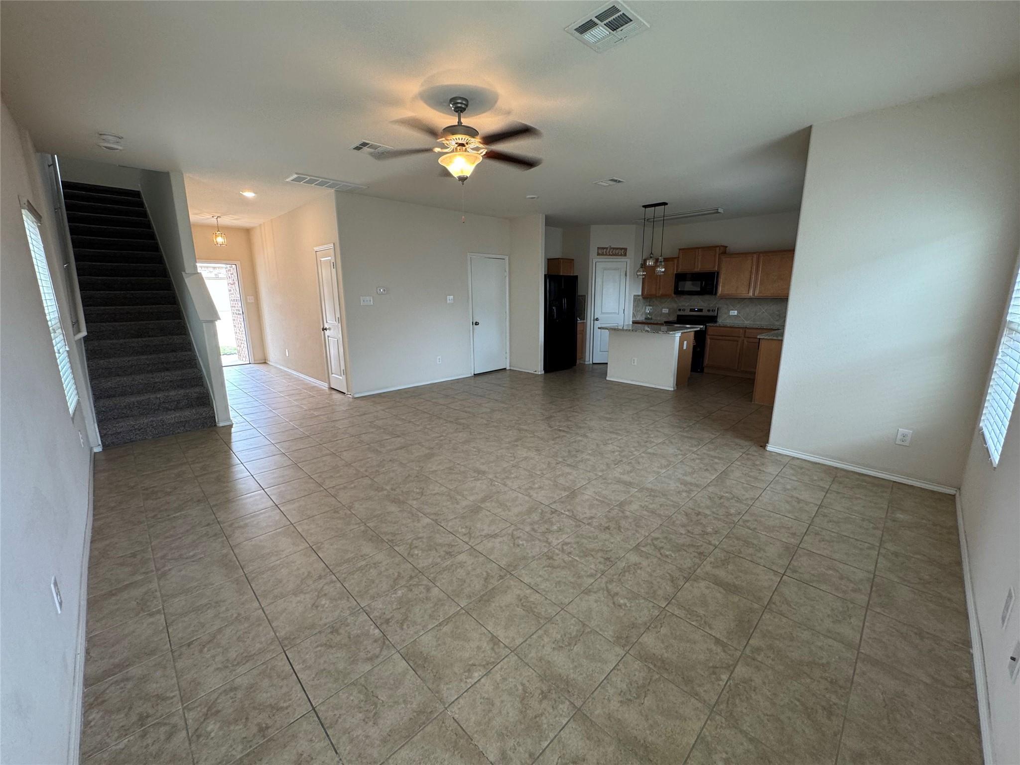 1108 Jackson Ln # 5B, Jarrell, TX 76537