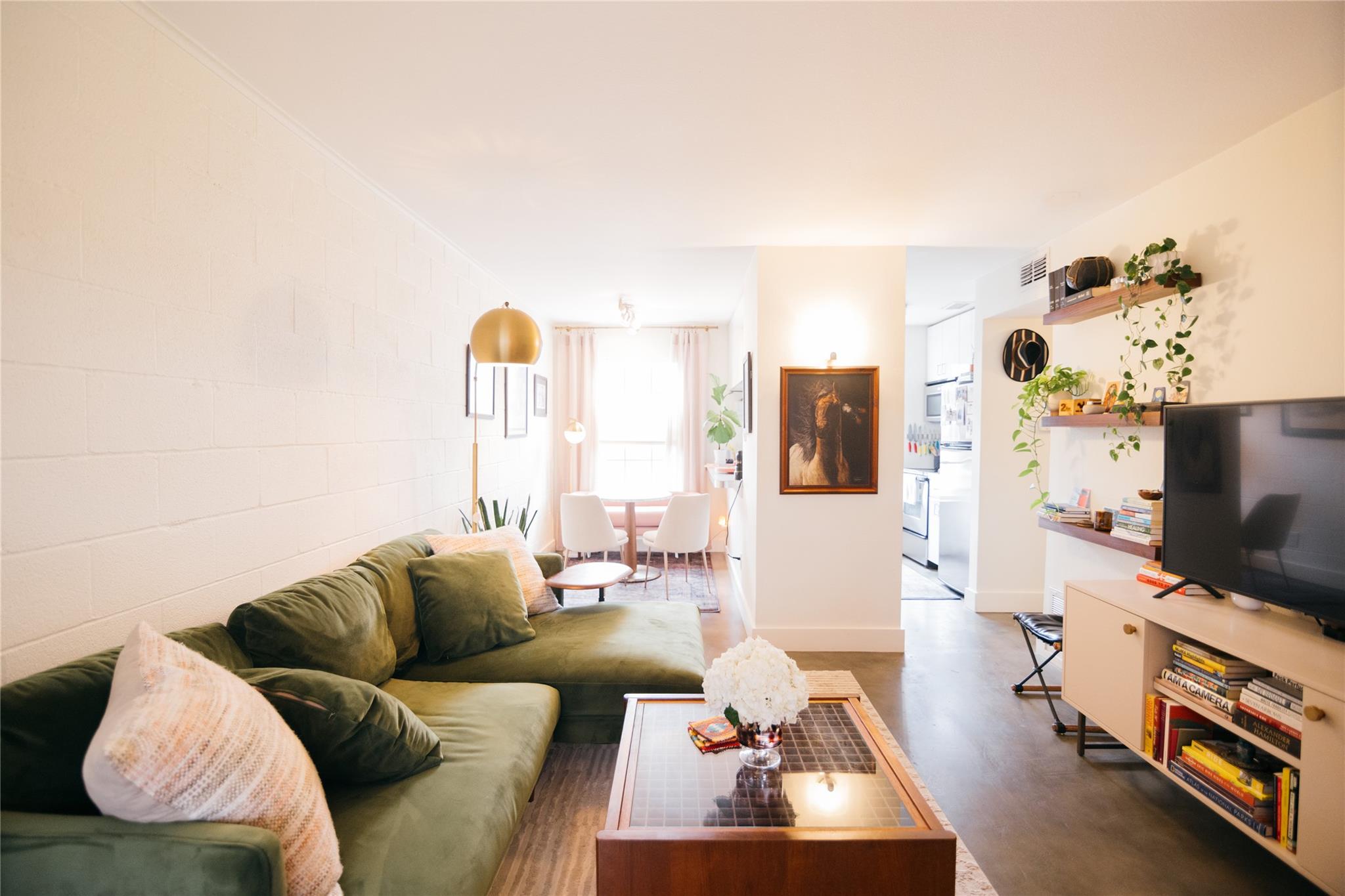 300 Crockett St # 209, Austin, TX 78704