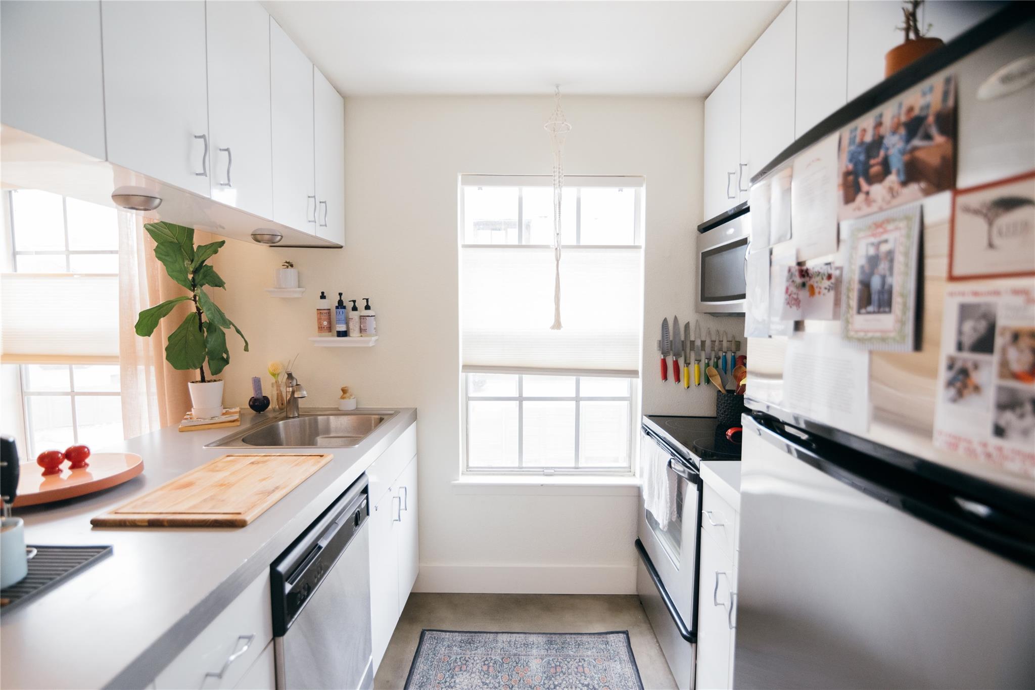 300 Crockett St # 209, Austin, TX 78704