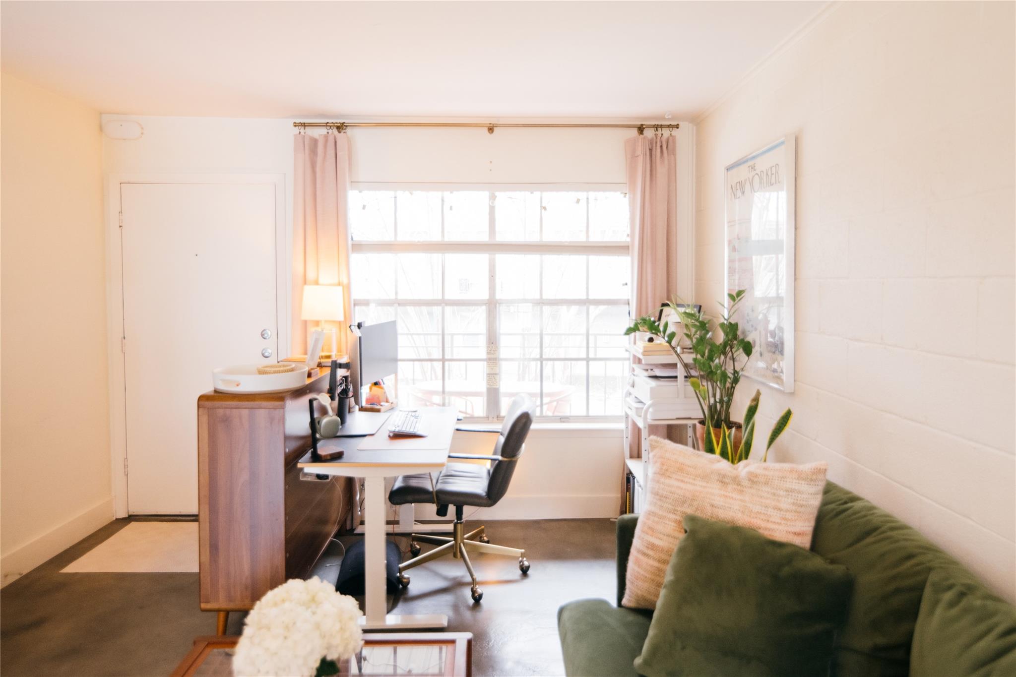 300 Crockett St # 209, Austin, TX 78704