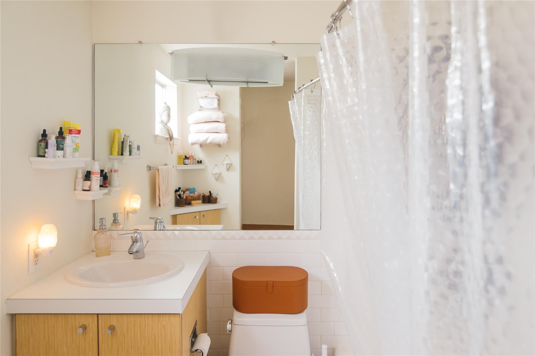 300 Crockett St # 209, Austin, TX 78704