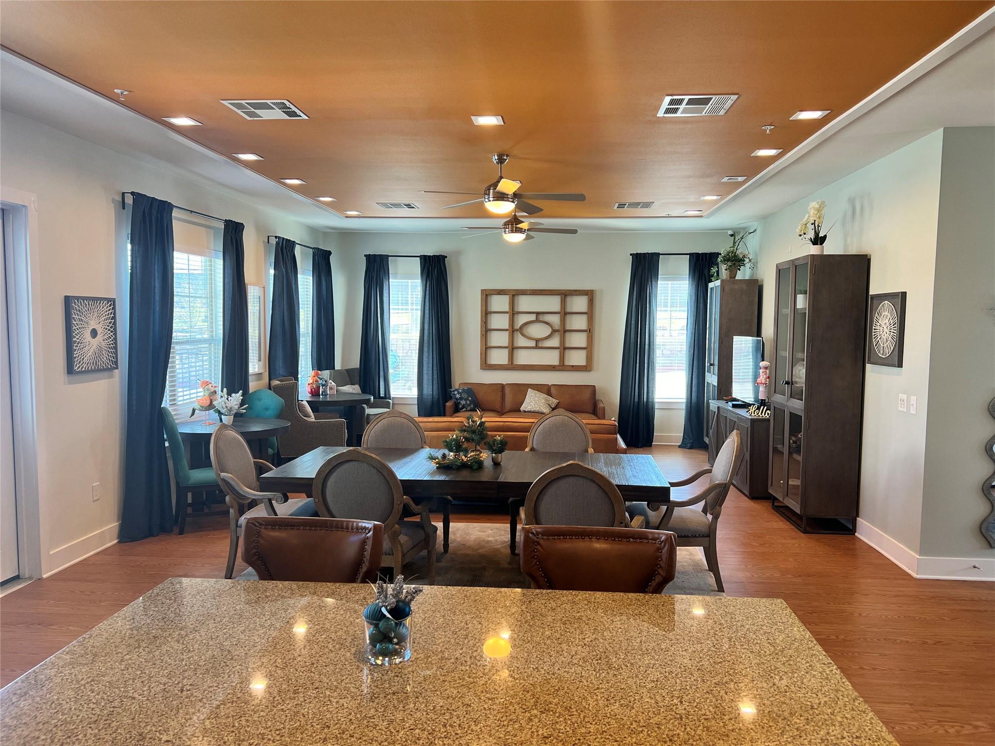 2400 Louis Henna Blvd # 208, Round Rock, TX 78664