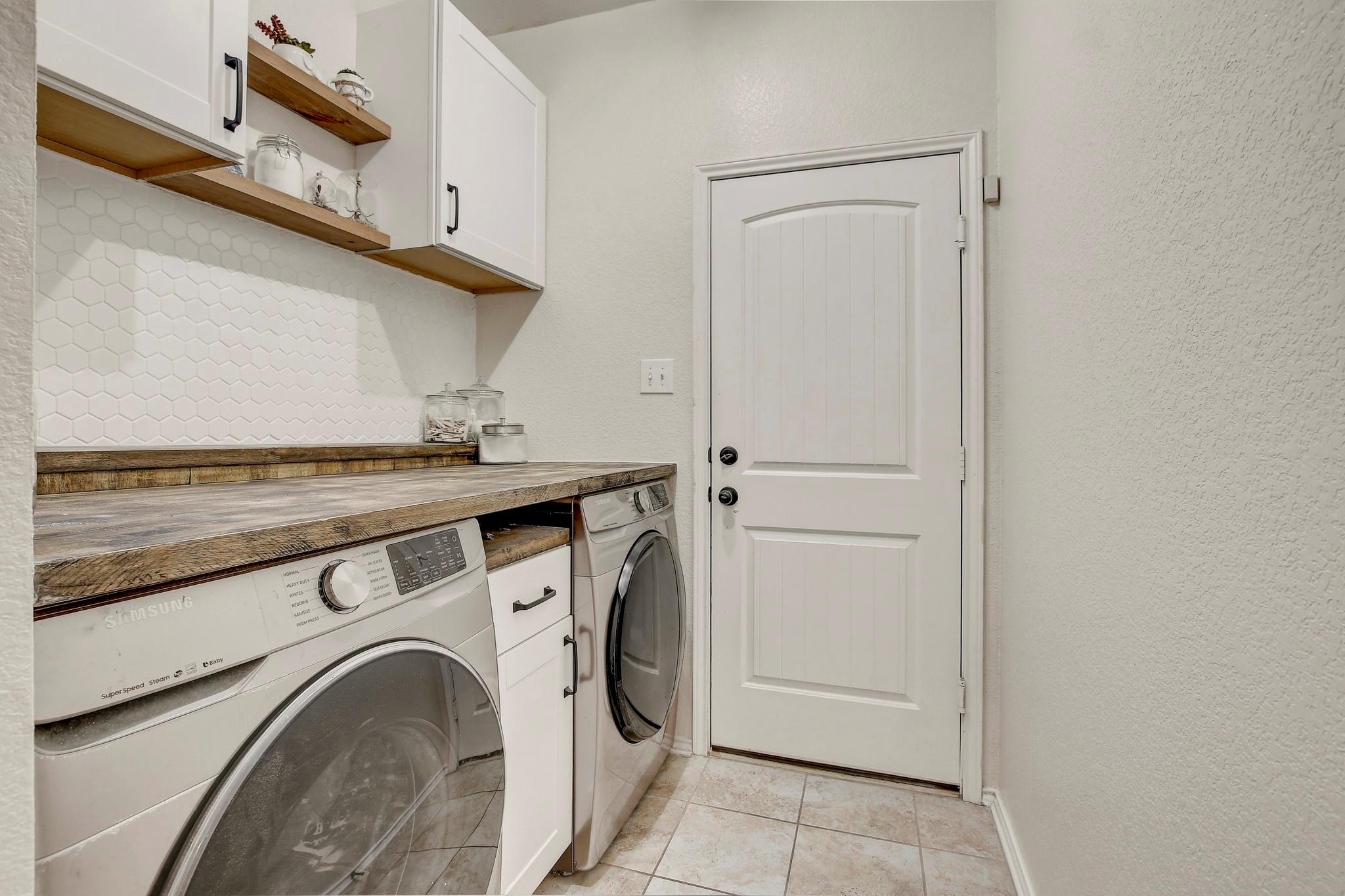 5933 Sardinia Dr, Round Rock, TX 78665