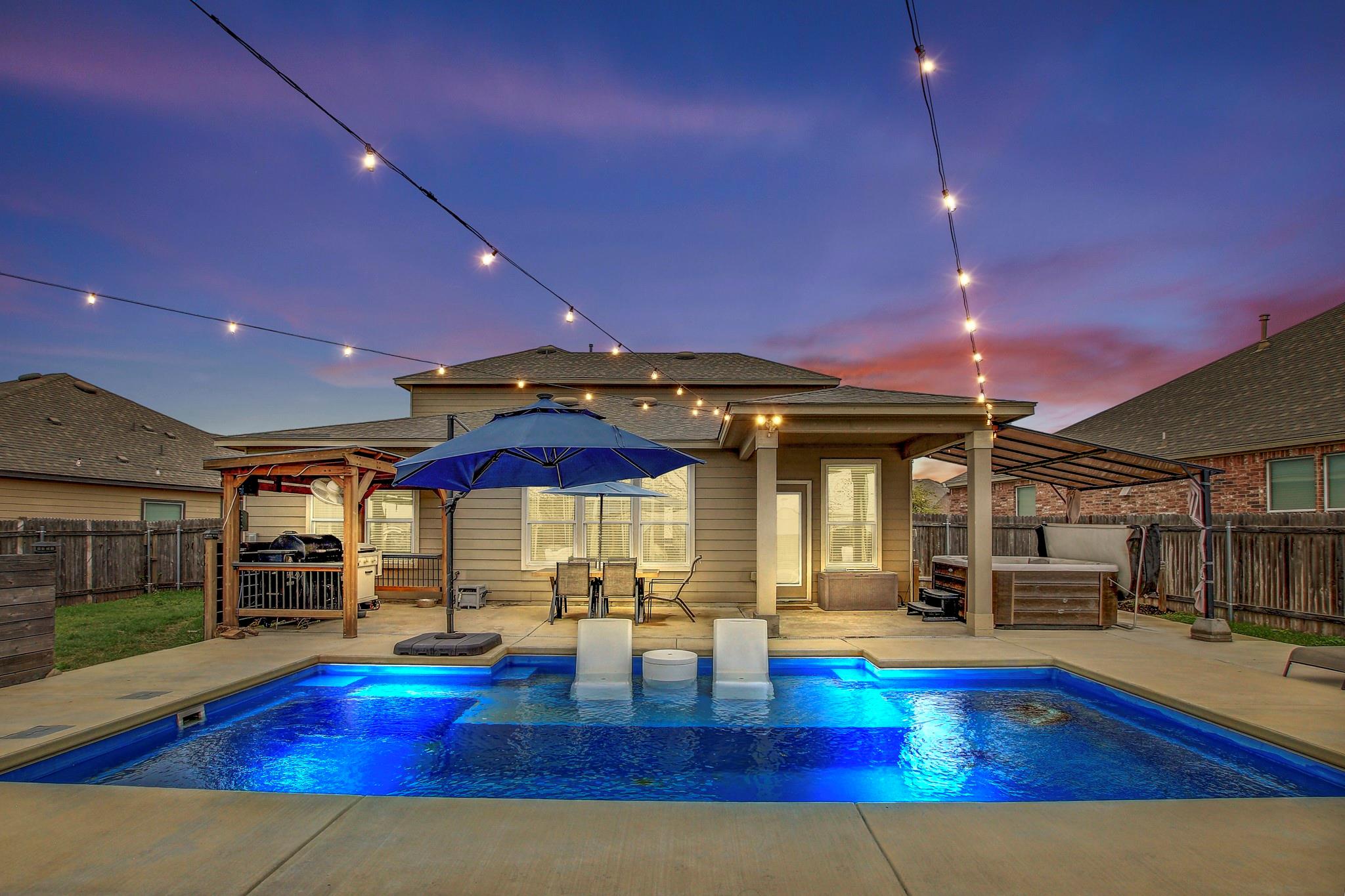 5933 Sardinia Dr, Round Rock, TX 78665