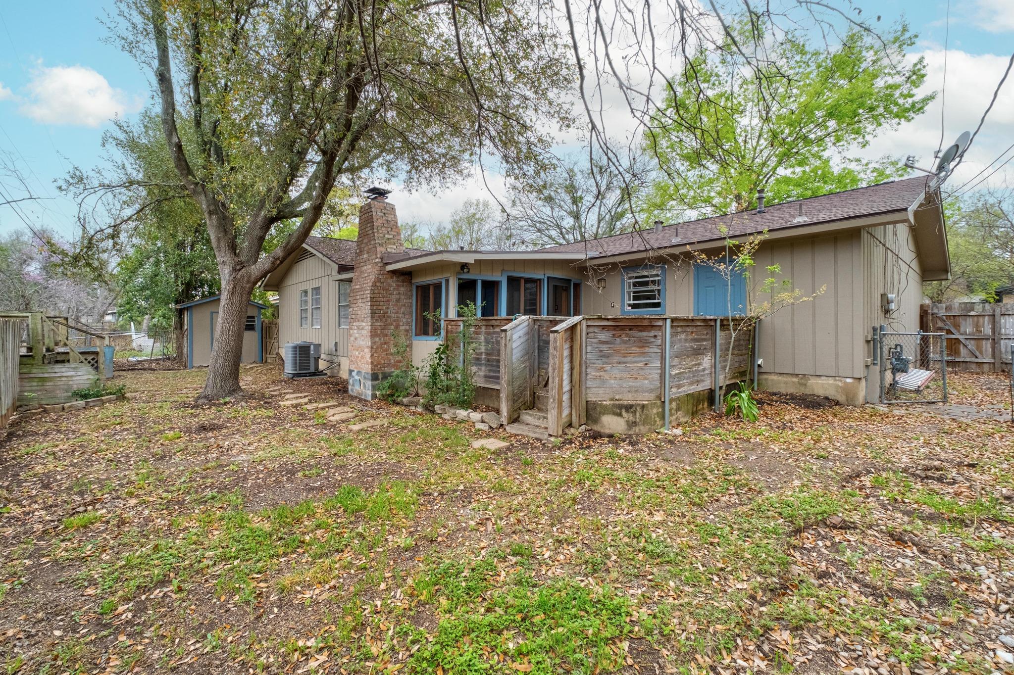 8911 Little Walnut Pkwy, Austin, TX 78758