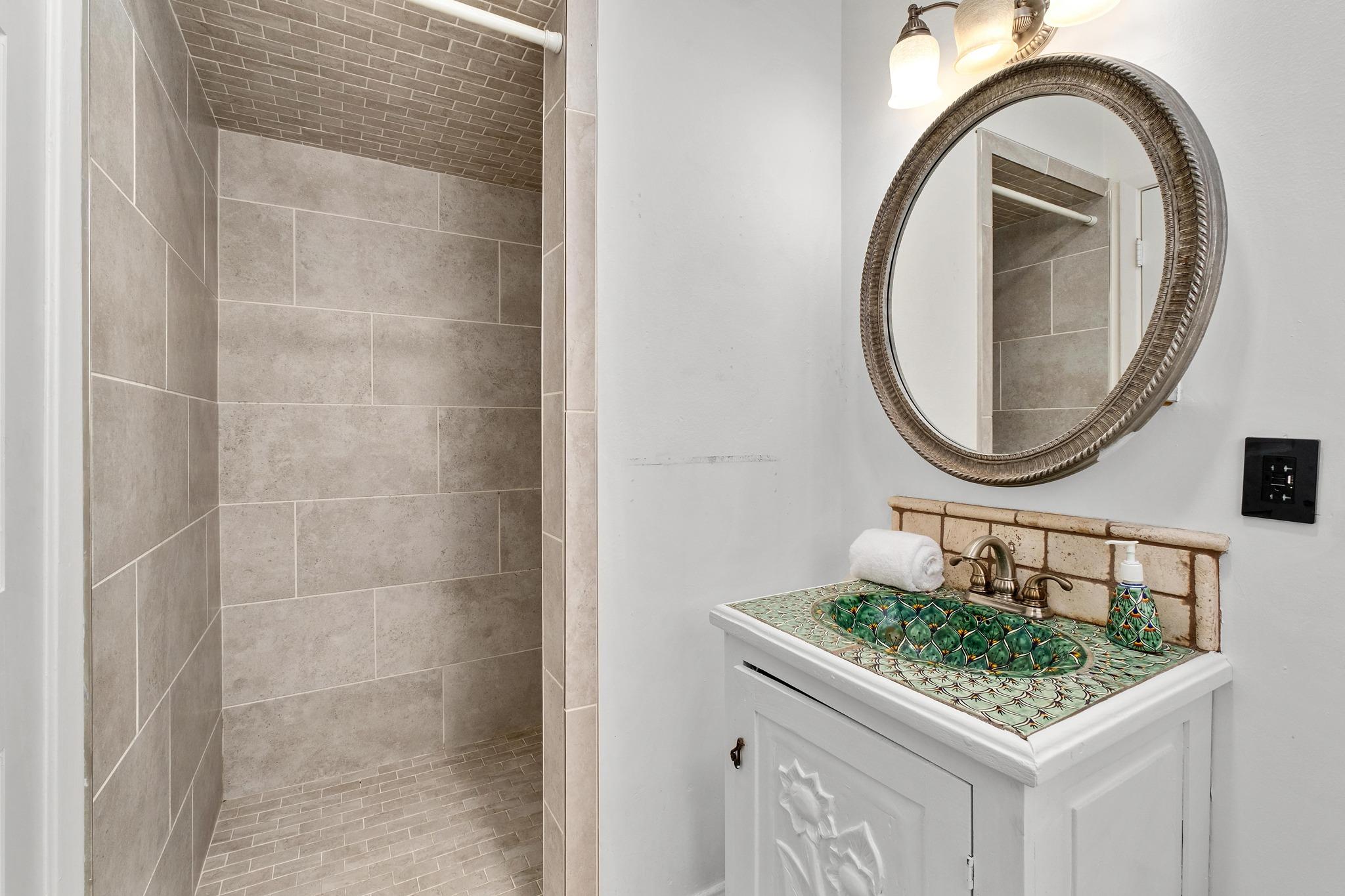 8911 Little Walnut Pkwy, Austin, TX 78758