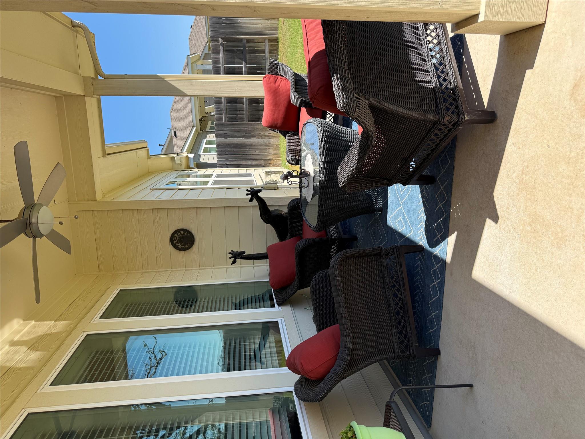 131 Patrick Herndon Dr, Bastrop, TX 78602