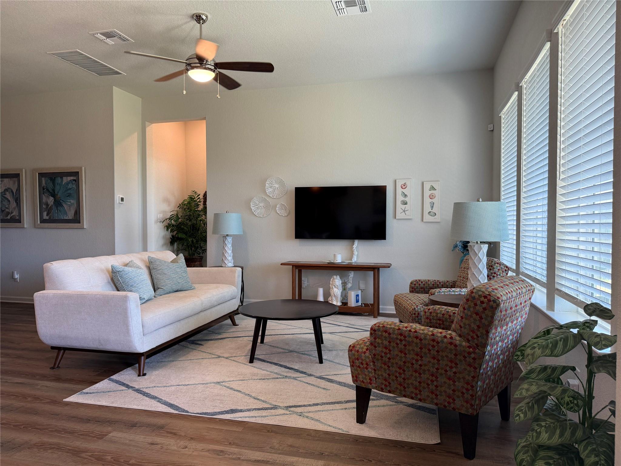 131 Patrick Herndon Dr, Bastrop, TX 78602