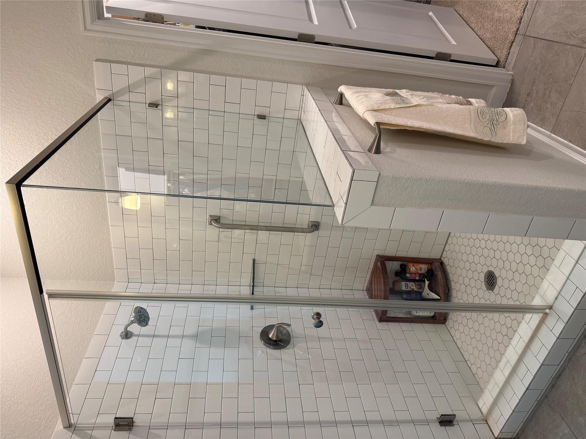 131 Patrick Herndon Dr, Bastrop, TX 78602