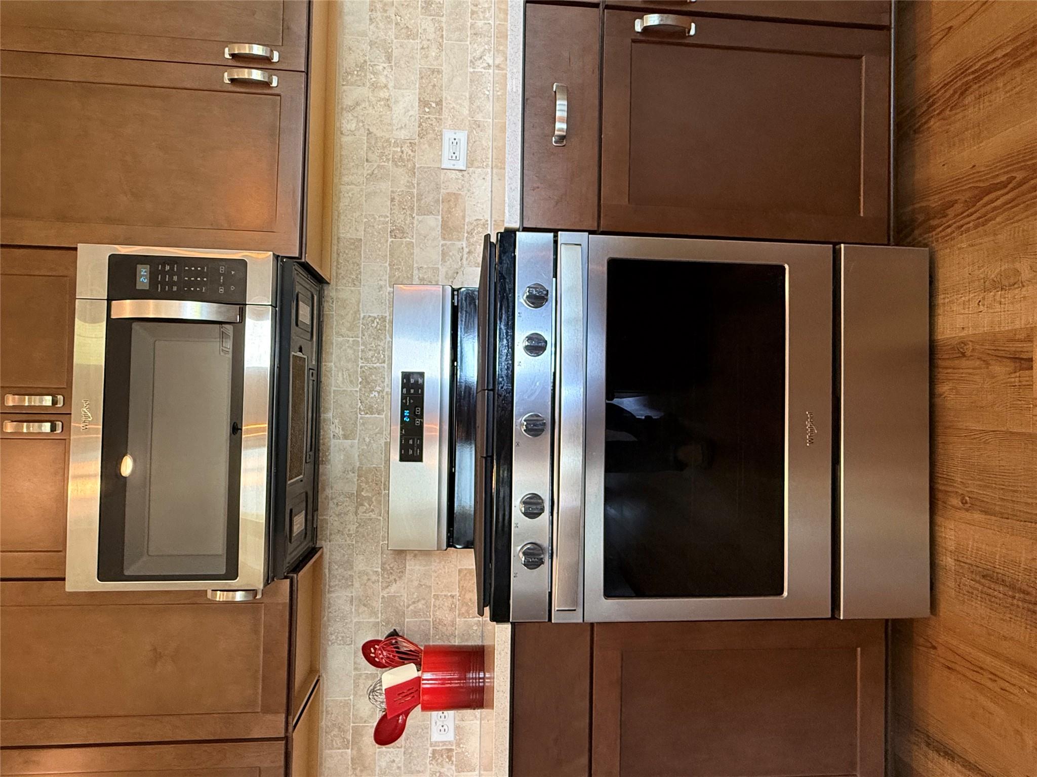 131 Patrick Herndon Dr, Bastrop, TX 78602