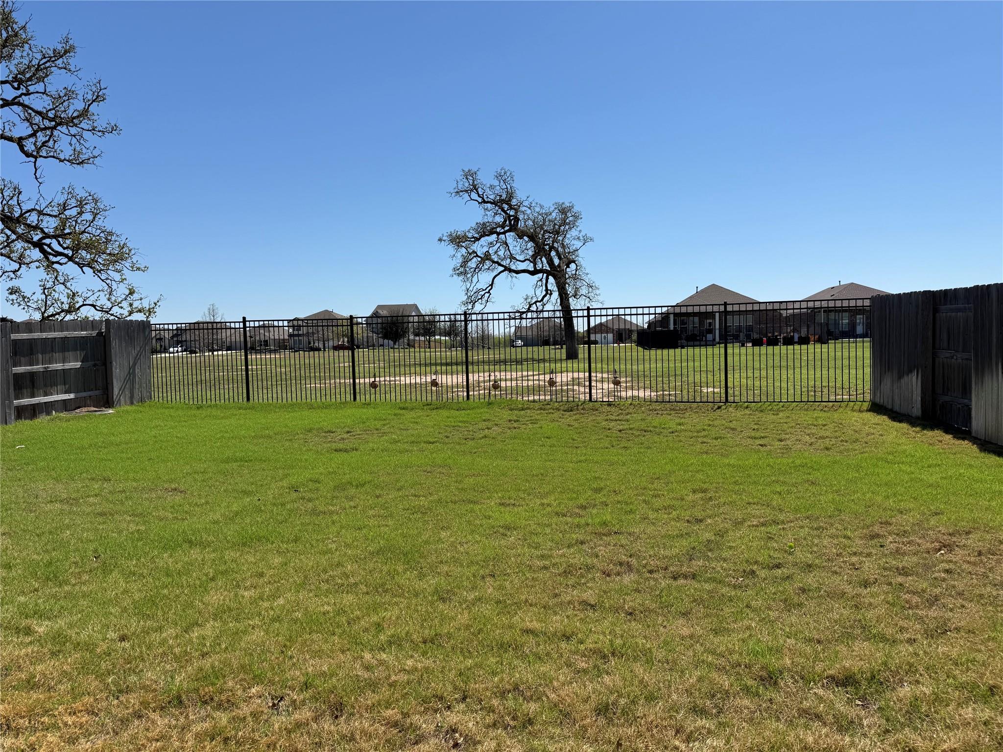 131 Patrick Herndon Dr, Bastrop, TX 78602