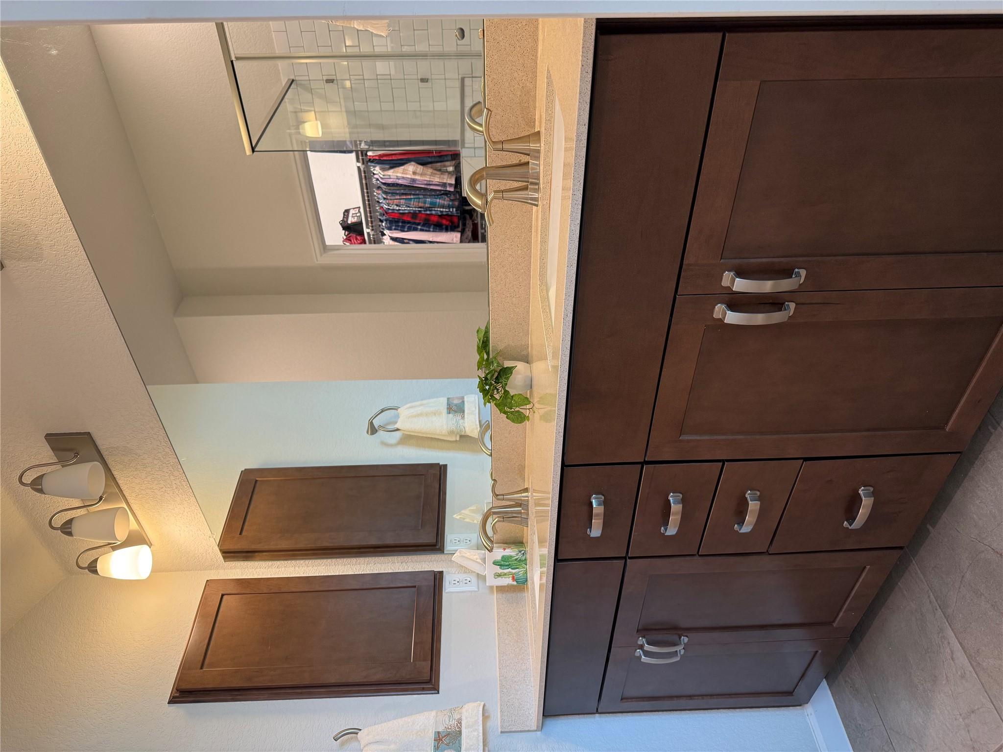 131 Patrick Herndon Dr, Bastrop, TX 78602