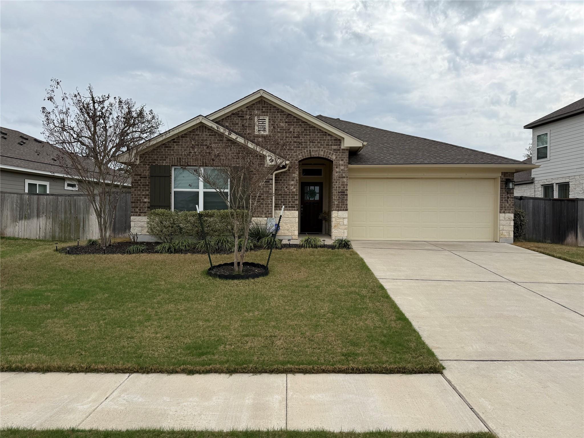 131 Patrick Herndon Dr, Bastrop, TX 78602