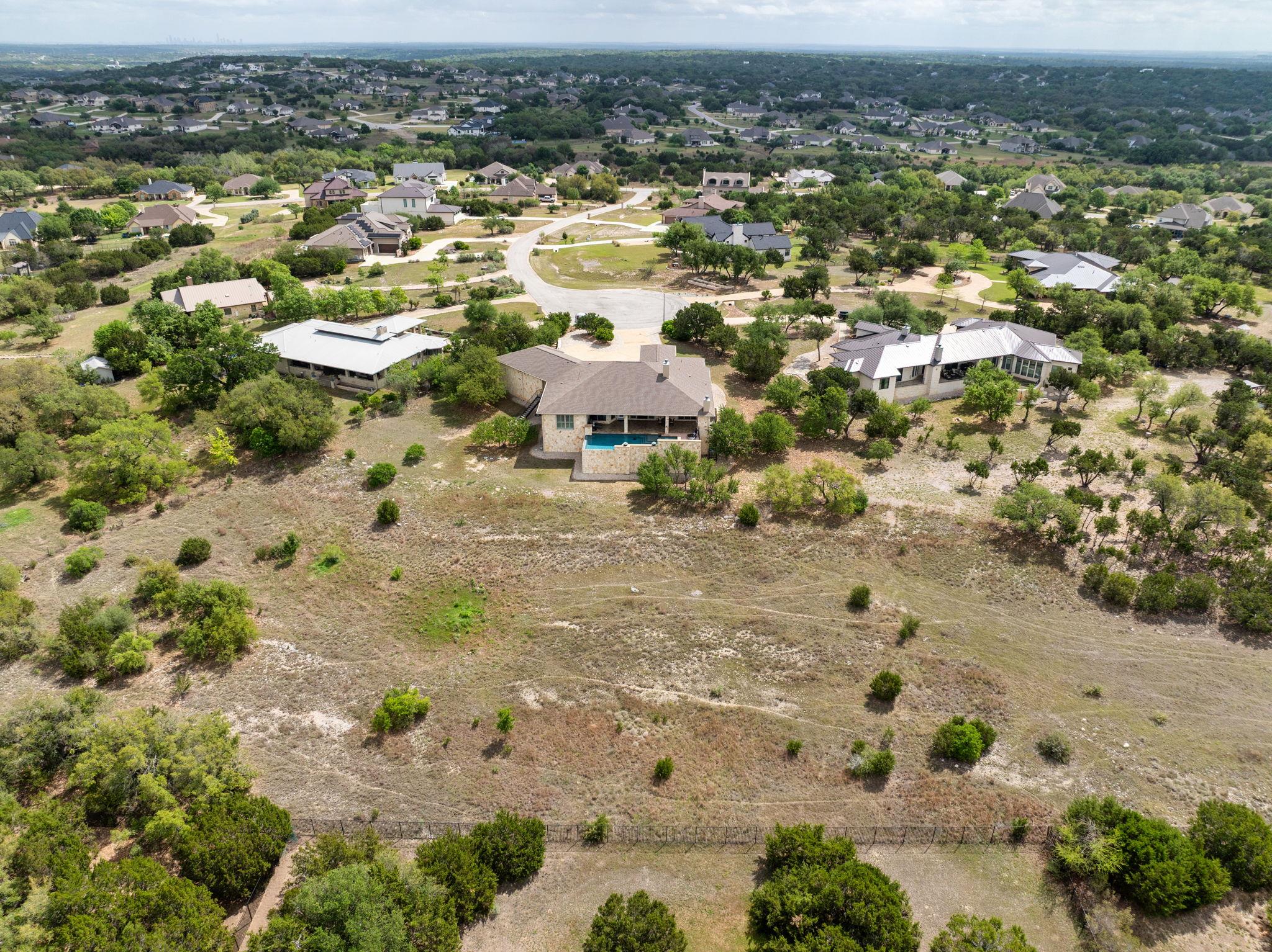 250 Sandy Creek Cv, Driftwood, TX 78619