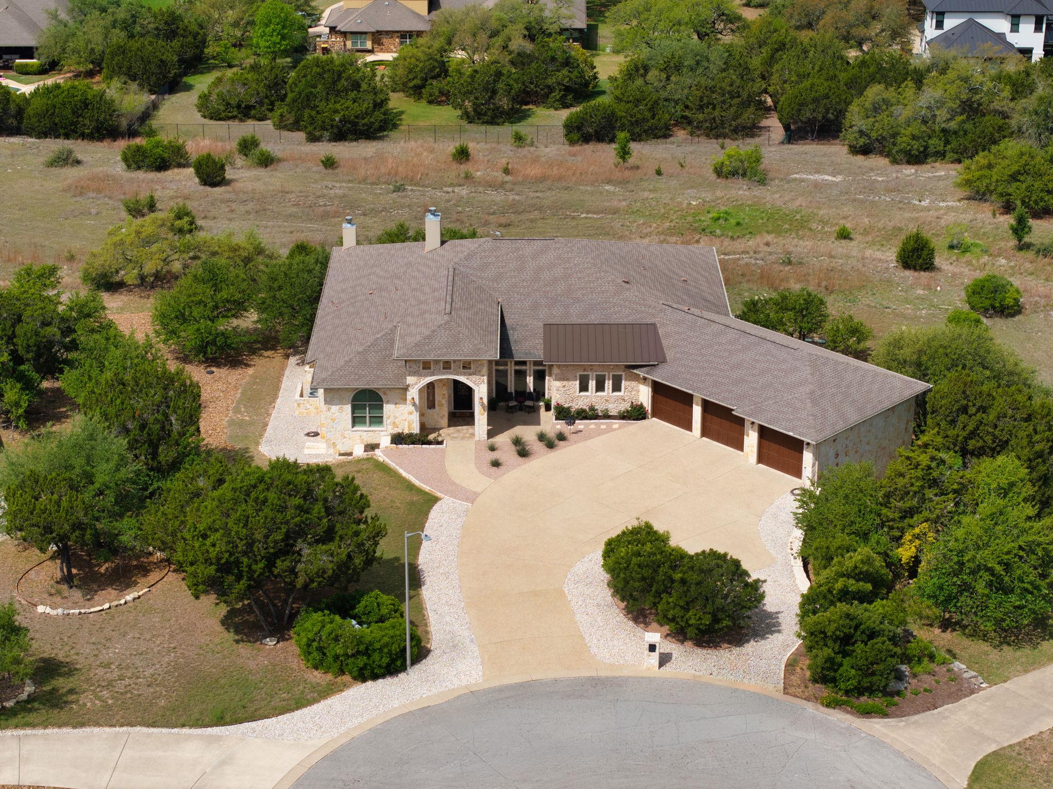 250 Sandy Creek Cv, Driftwood, TX 78619