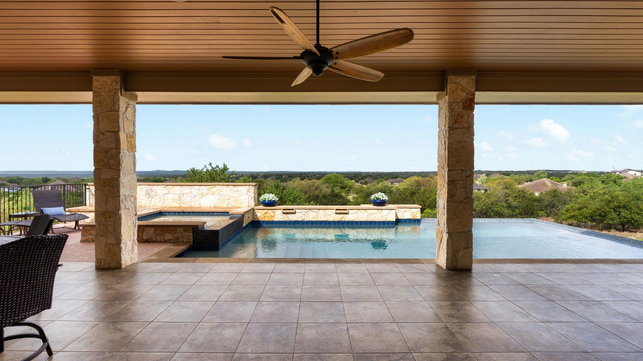 250 Sandy Creek Cv, Driftwood, TX 78619