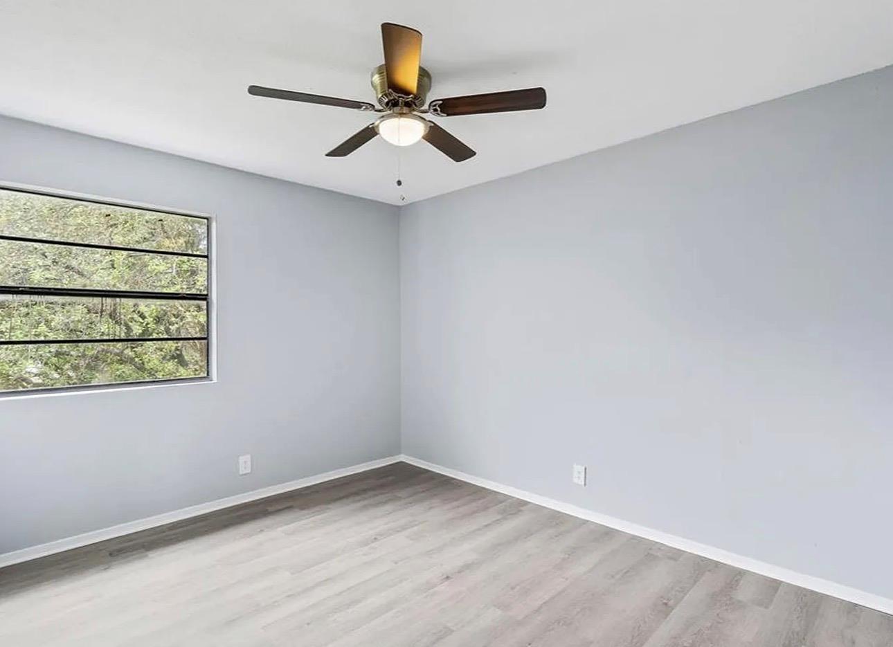 302 Hedgewood Dr, Georgetown, TX 78628