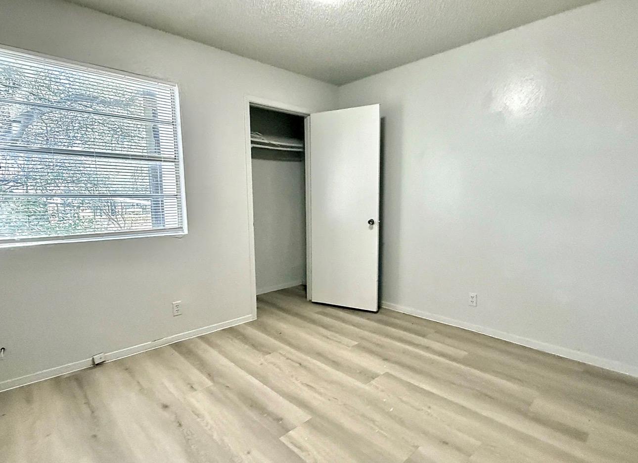 302 Hedgewood Dr, Georgetown, TX 78628