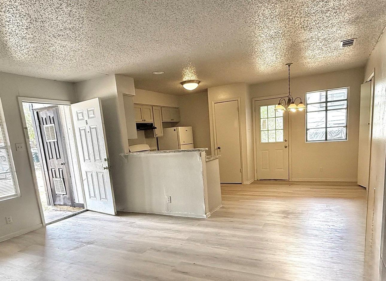 302 Hedgewood Dr, Georgetown, TX 78628