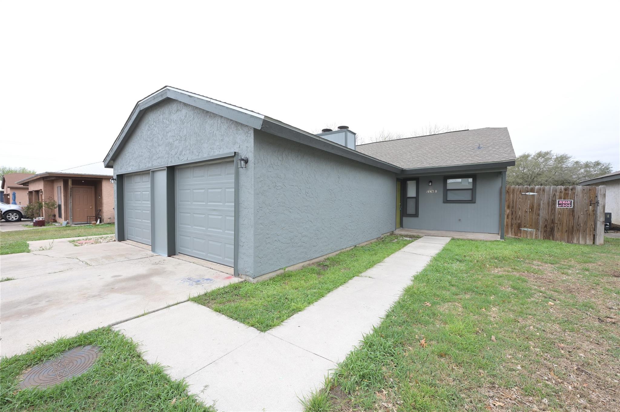 1003 Crockett St # B, Lockhart, TX 78644