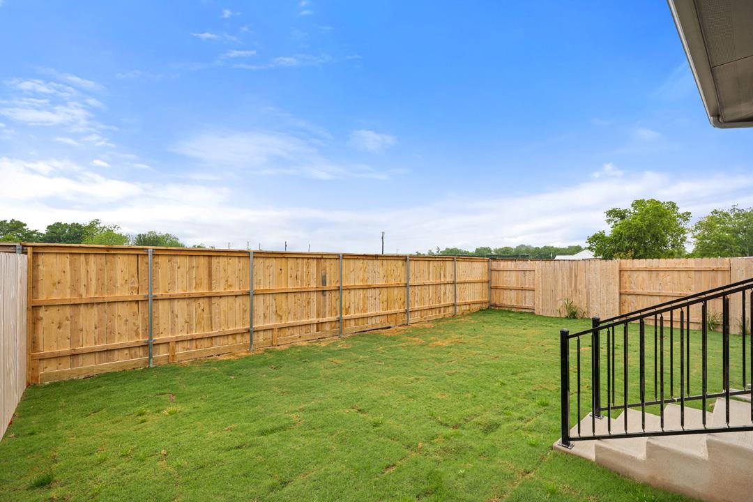 204 Bloomington Loop, Hutto, TX 78634
