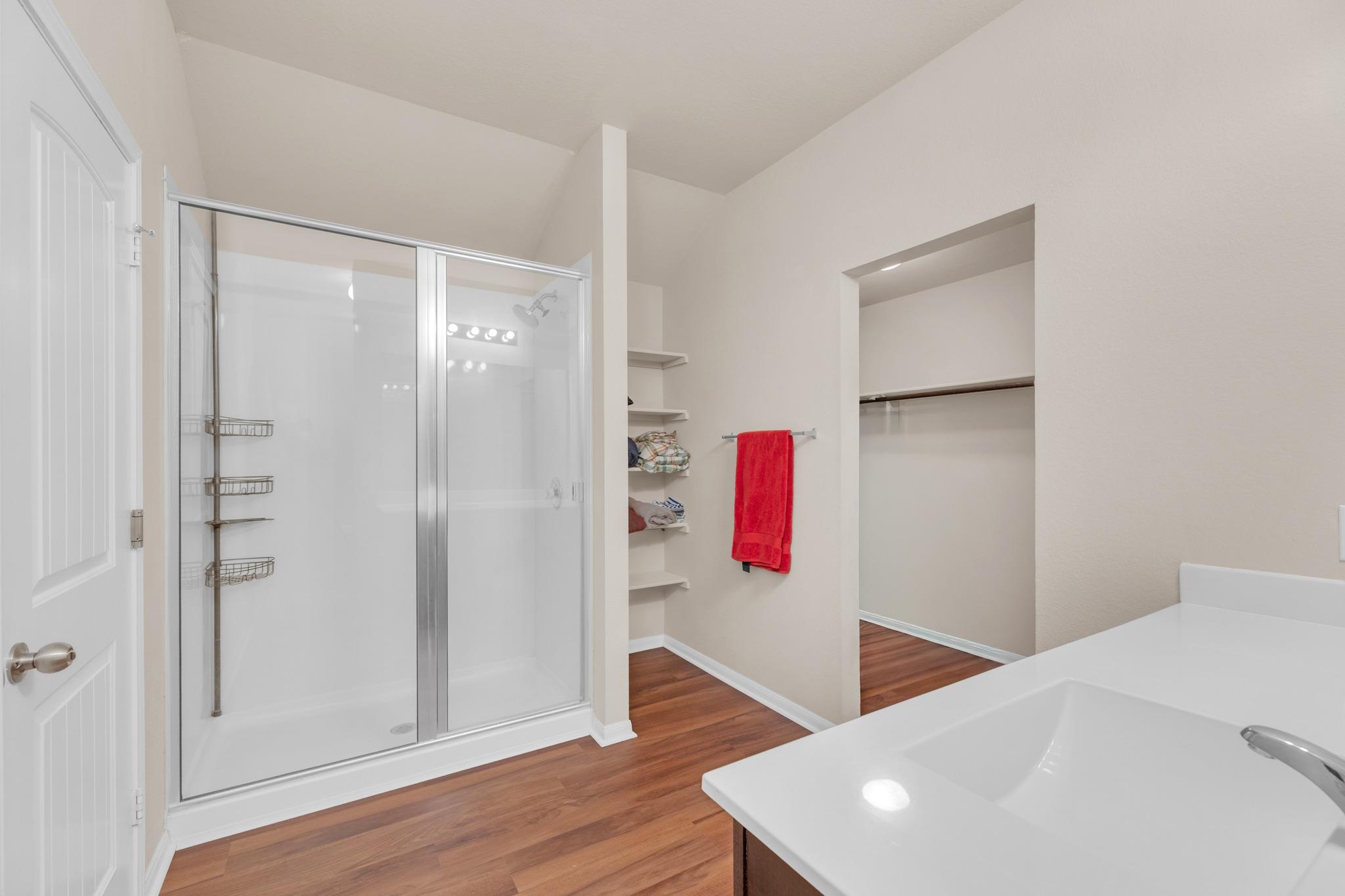 411 Camellia Dr, Hutto, TX 78634