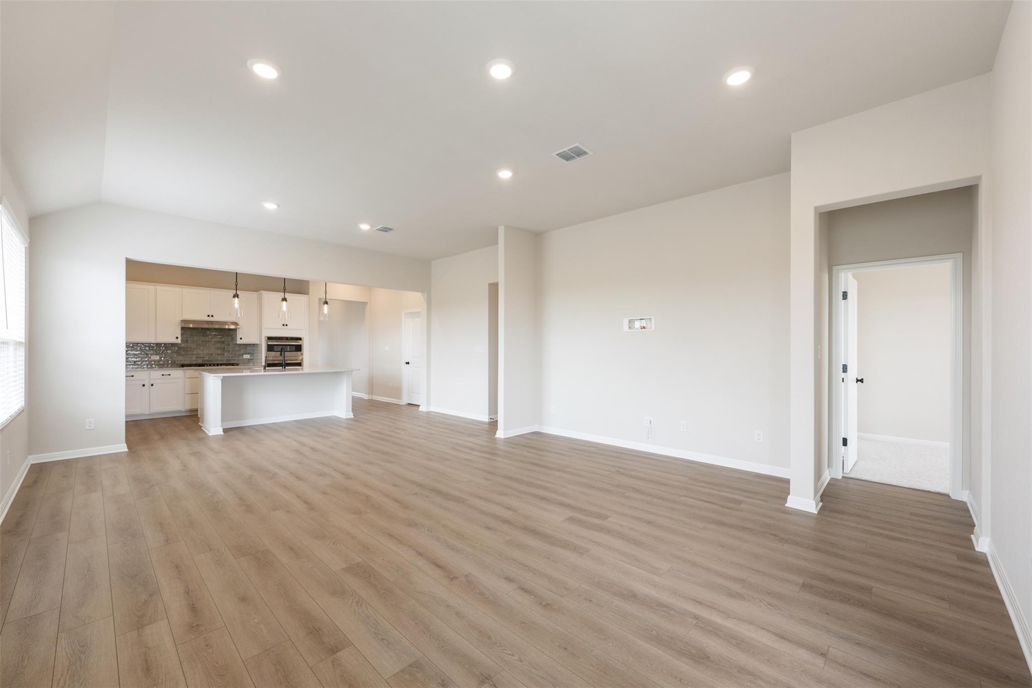 12709 Raven Meadow Dr, Buda, TX 78610