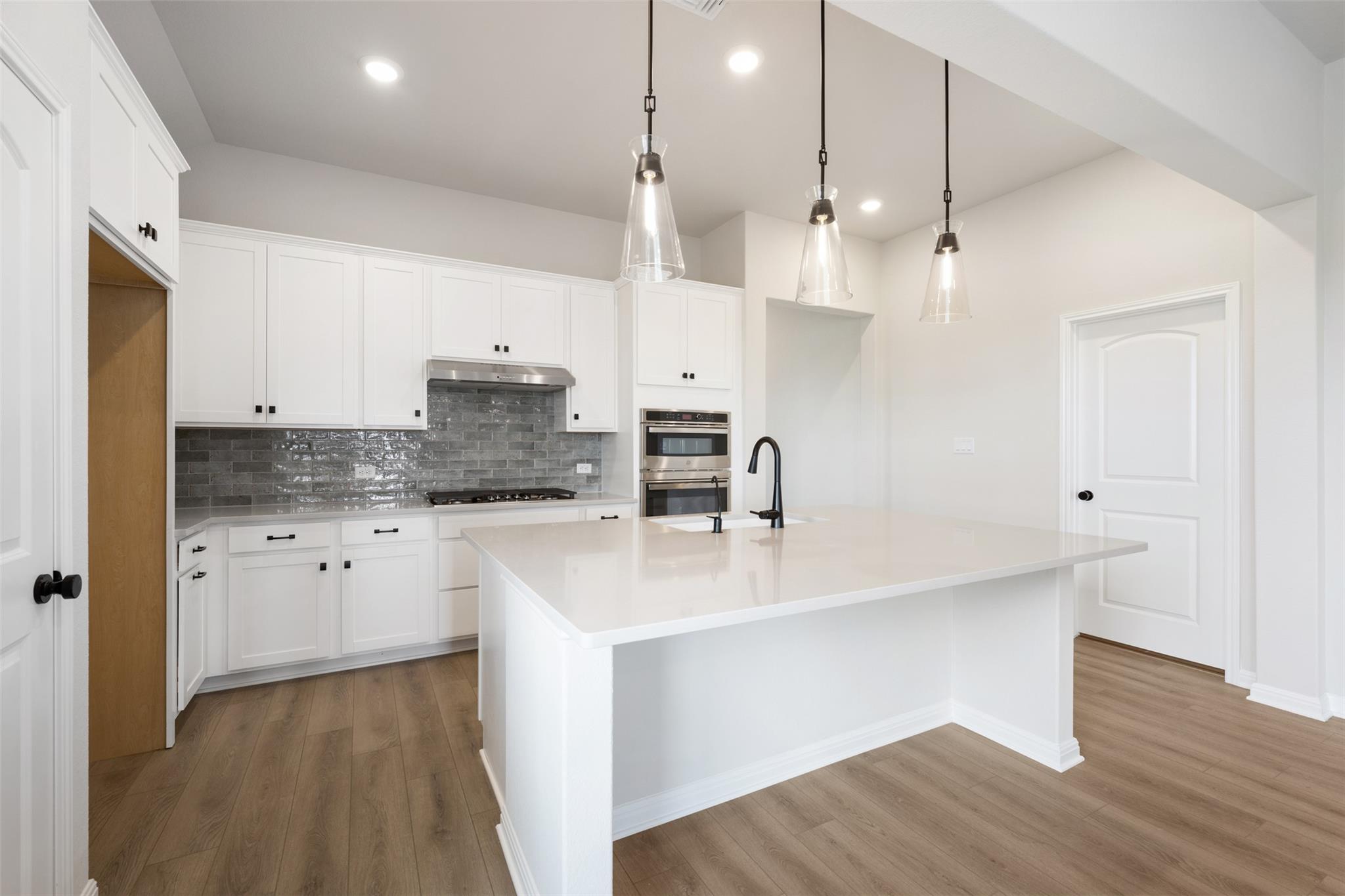 12709 Raven Meadow Dr, Buda, TX 78610