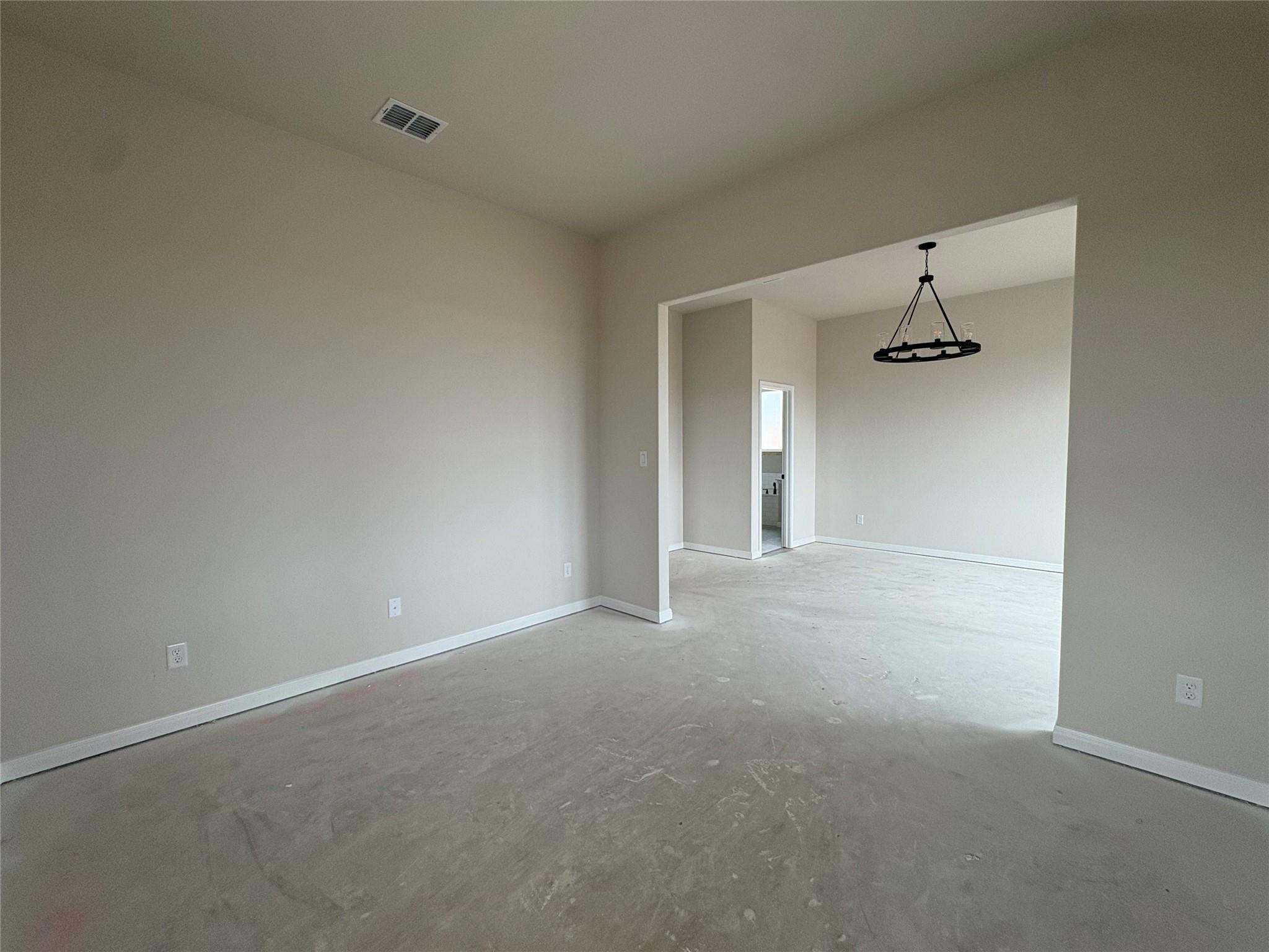 12709 Raven Meadow Dr, Buda, TX 78610