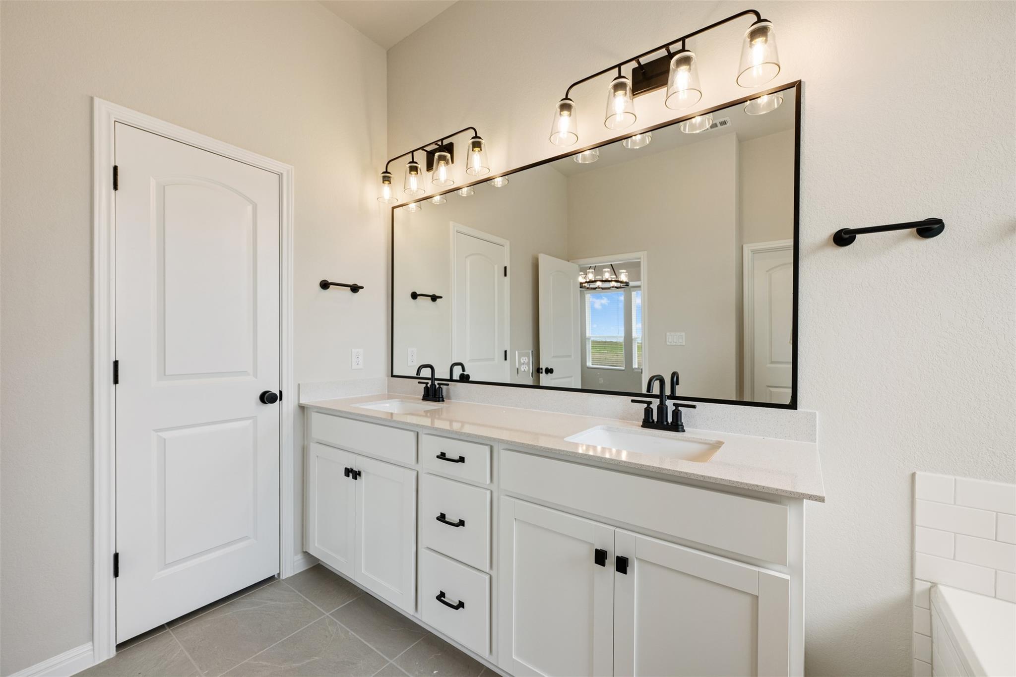 12709 Raven Meadow Dr, Buda, TX 78610