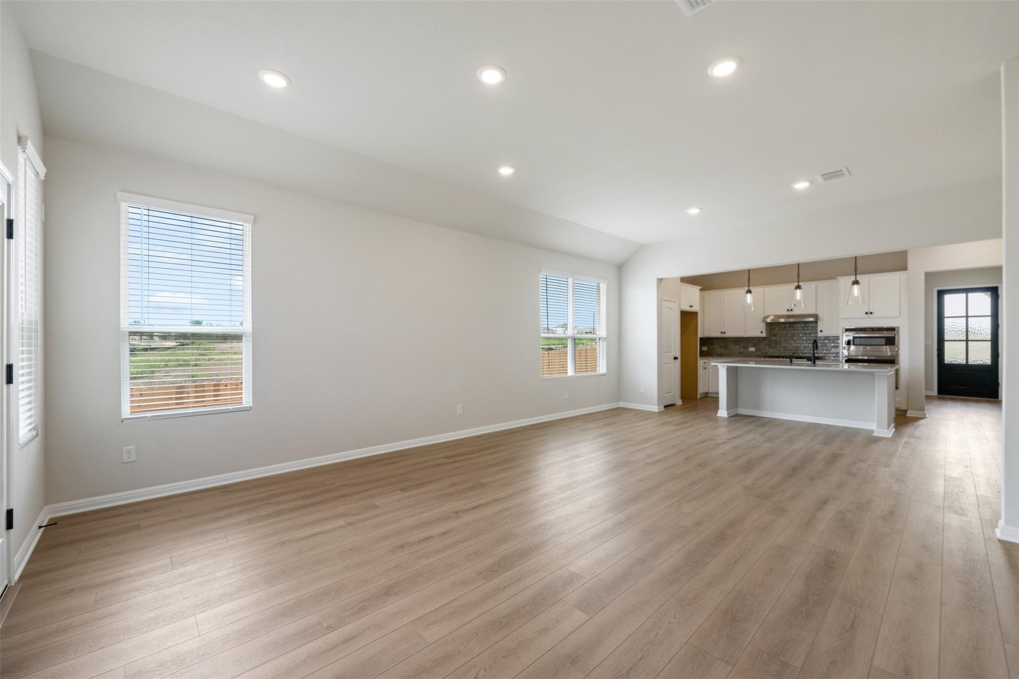 12709 Raven Meadow Dr, Buda, TX 78610